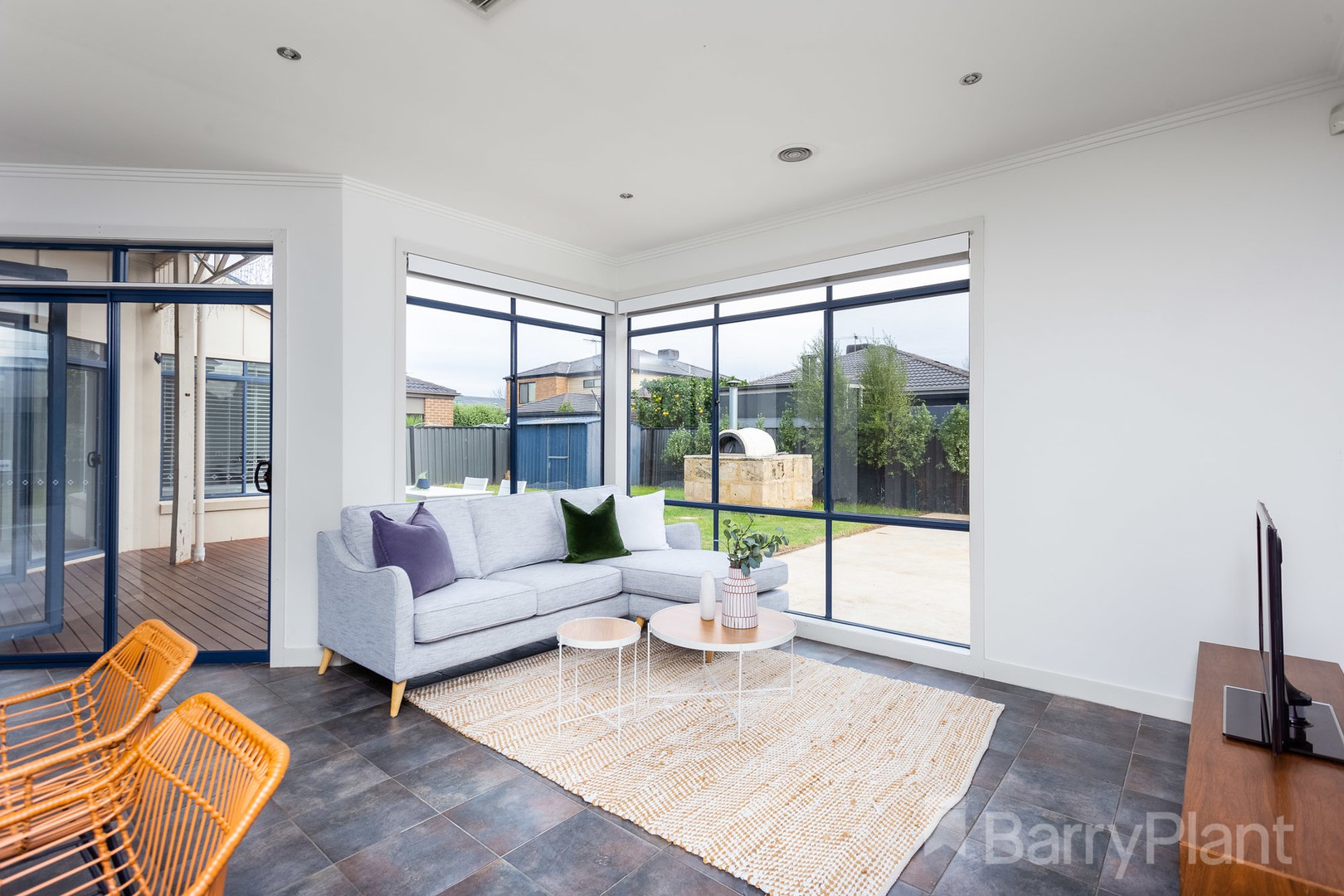 8 Santander Crescent, Point Cook, VIC 3030, Point Cook - Thumbnail 3