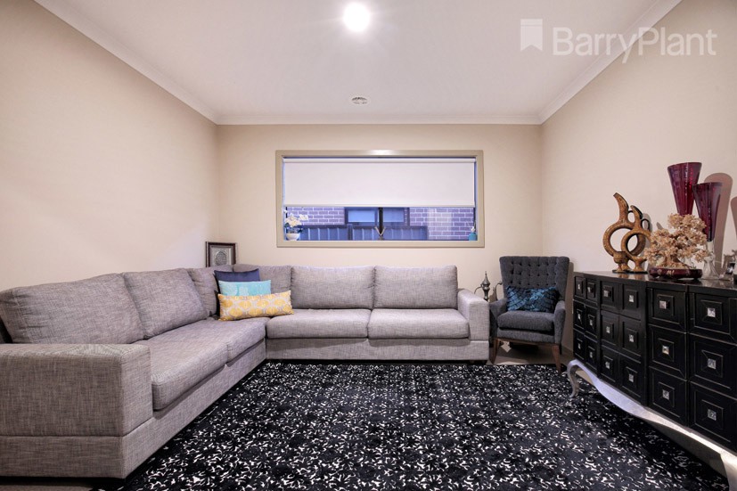 8 Scoria Circuit, Craigieburn, VIC 3064, Craigieburn - Thumbnail 6