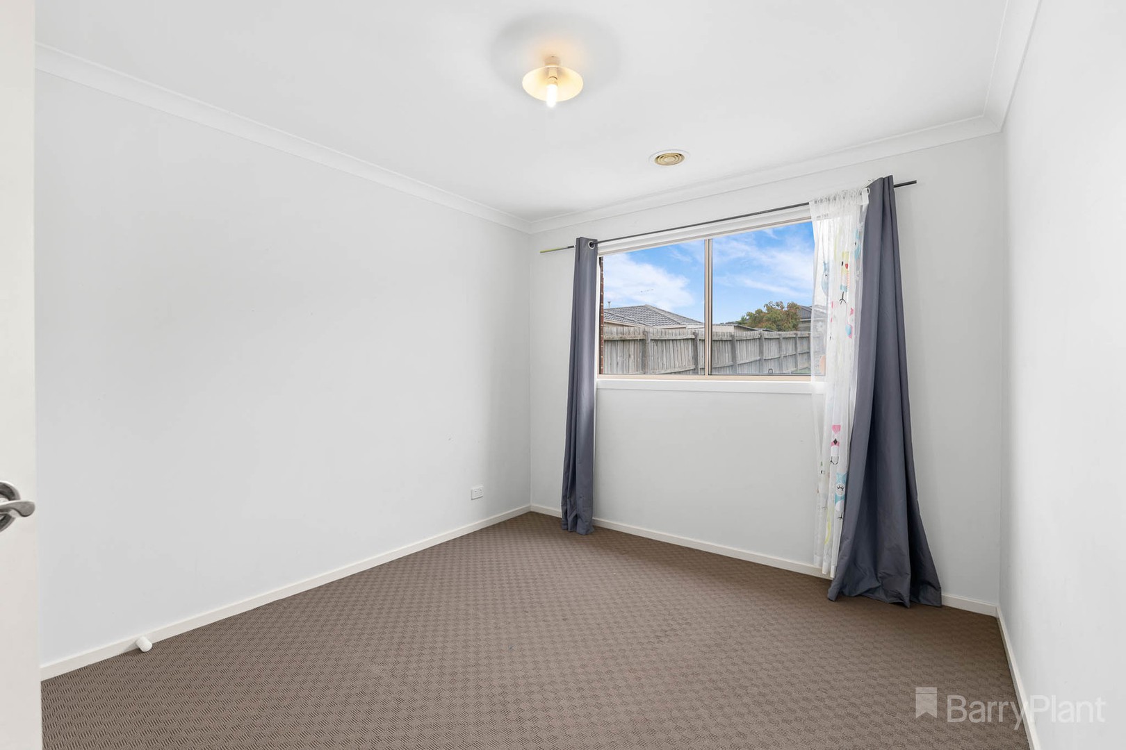 8 Shakespeare Court, Drouin, VIC 3818, Drouin - Thumbnail 8
