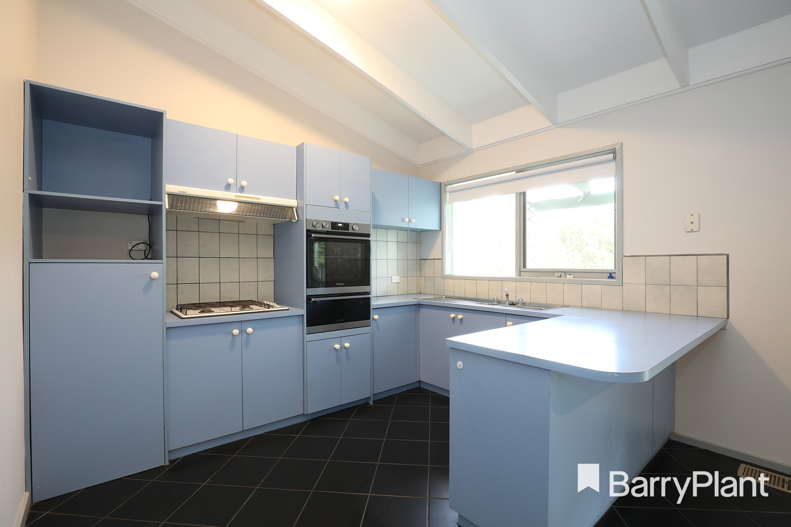 8 Sharland Close, Mount Evelyn, VIC 3796, Mount Evelyn - Thumbnail 3