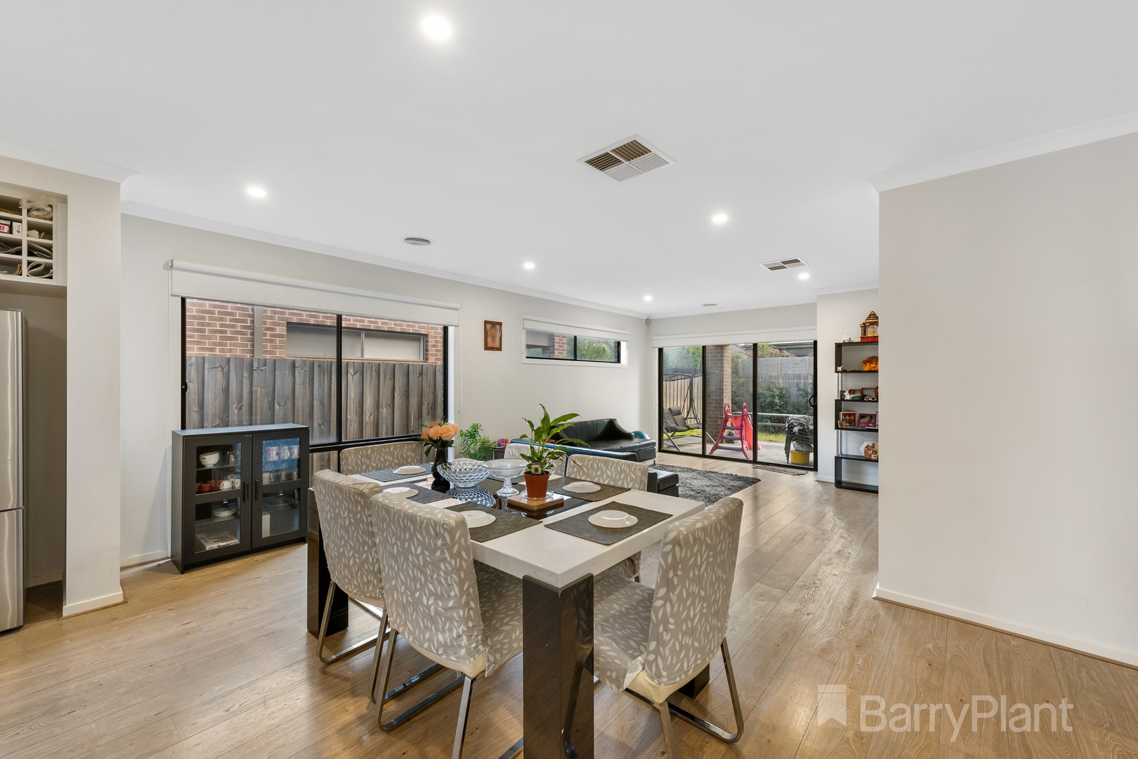 8 Shearer Way, Aintree, VIC 3336, Aintree - Thumbnail 5