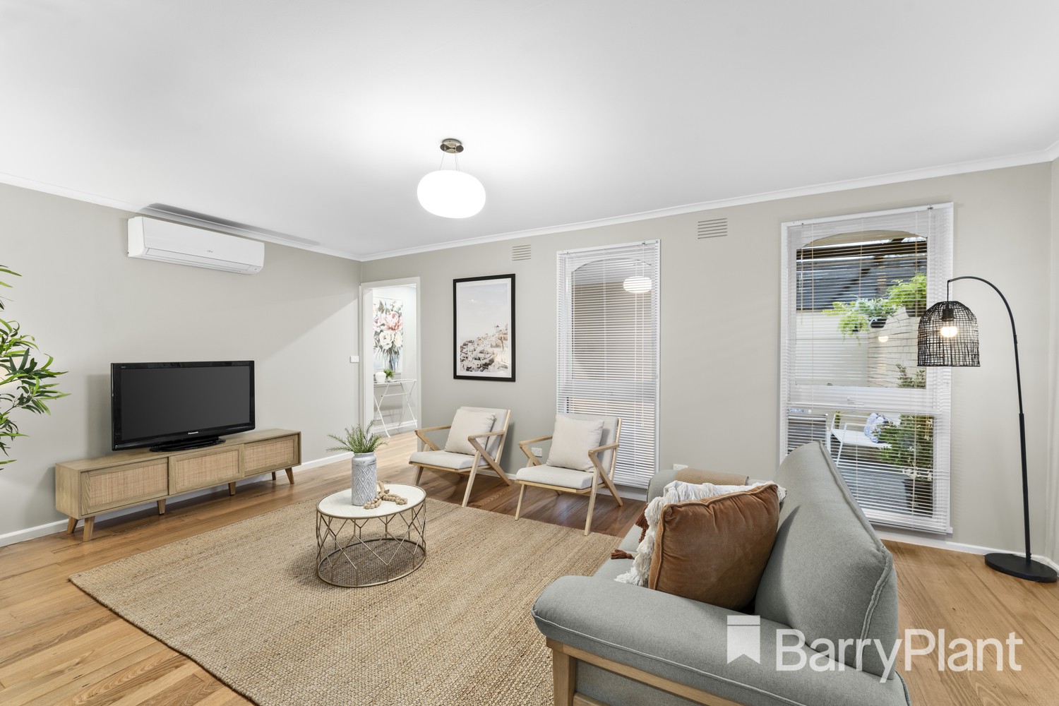 8 Shelley Avenue, Bundoora, VIC 3083, Bundoora - Thumbnail 2
