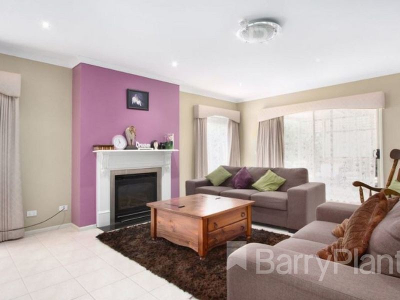 8 Sheoak Court, Pakenham, VIC 3810, Pakenham - Thumbnail 4