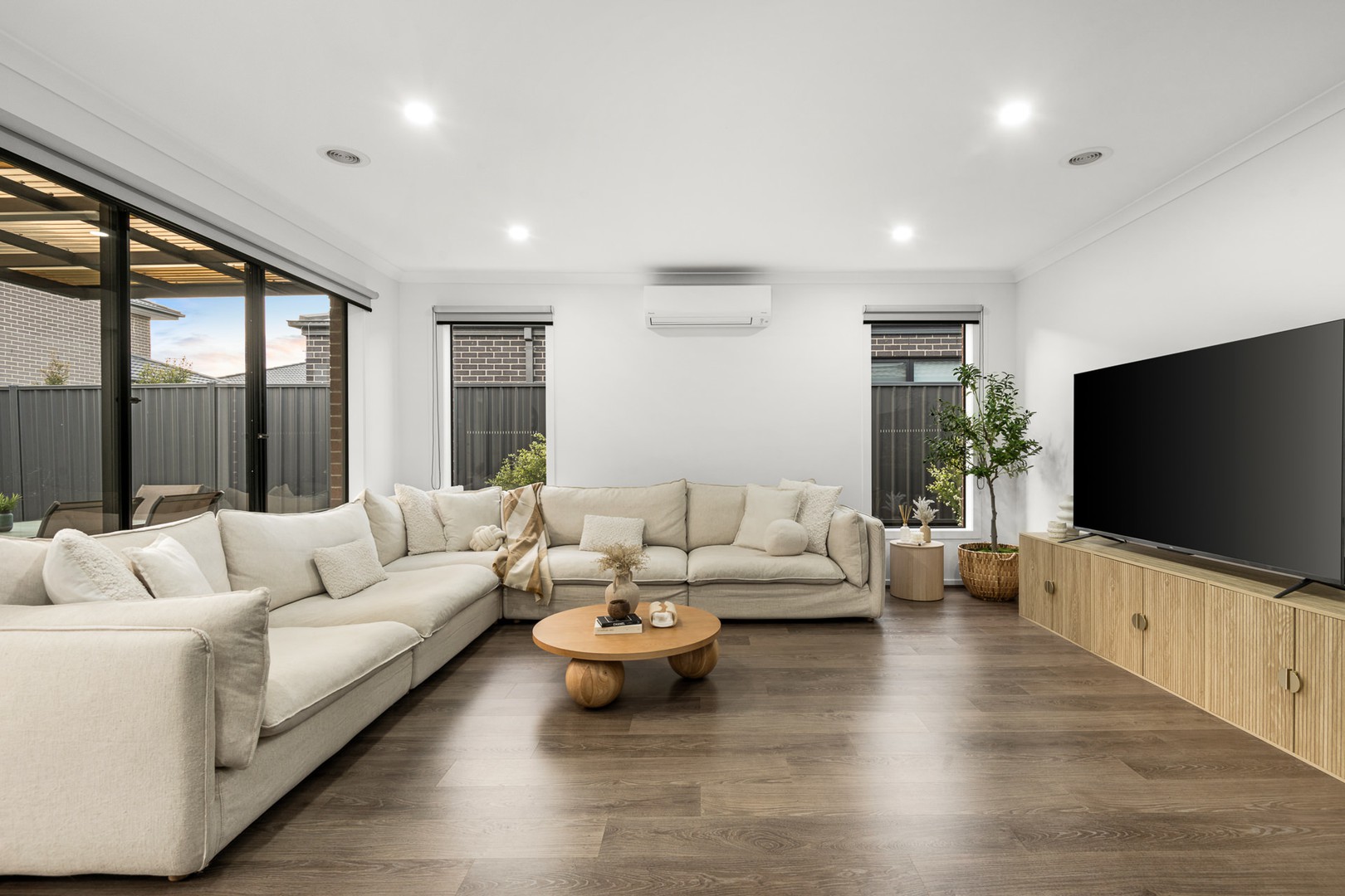 8 Shevry Cross Way, Lovely Banks, VIC 3213, Lovely Banks - Thumbnail 2