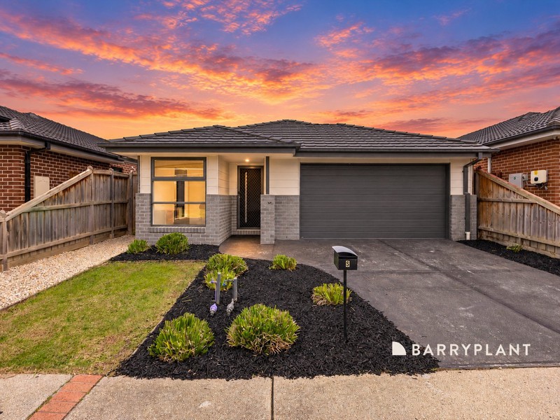 8 Shirley Street, Pakenham, VIC 3810 - Image - 28/10/2026