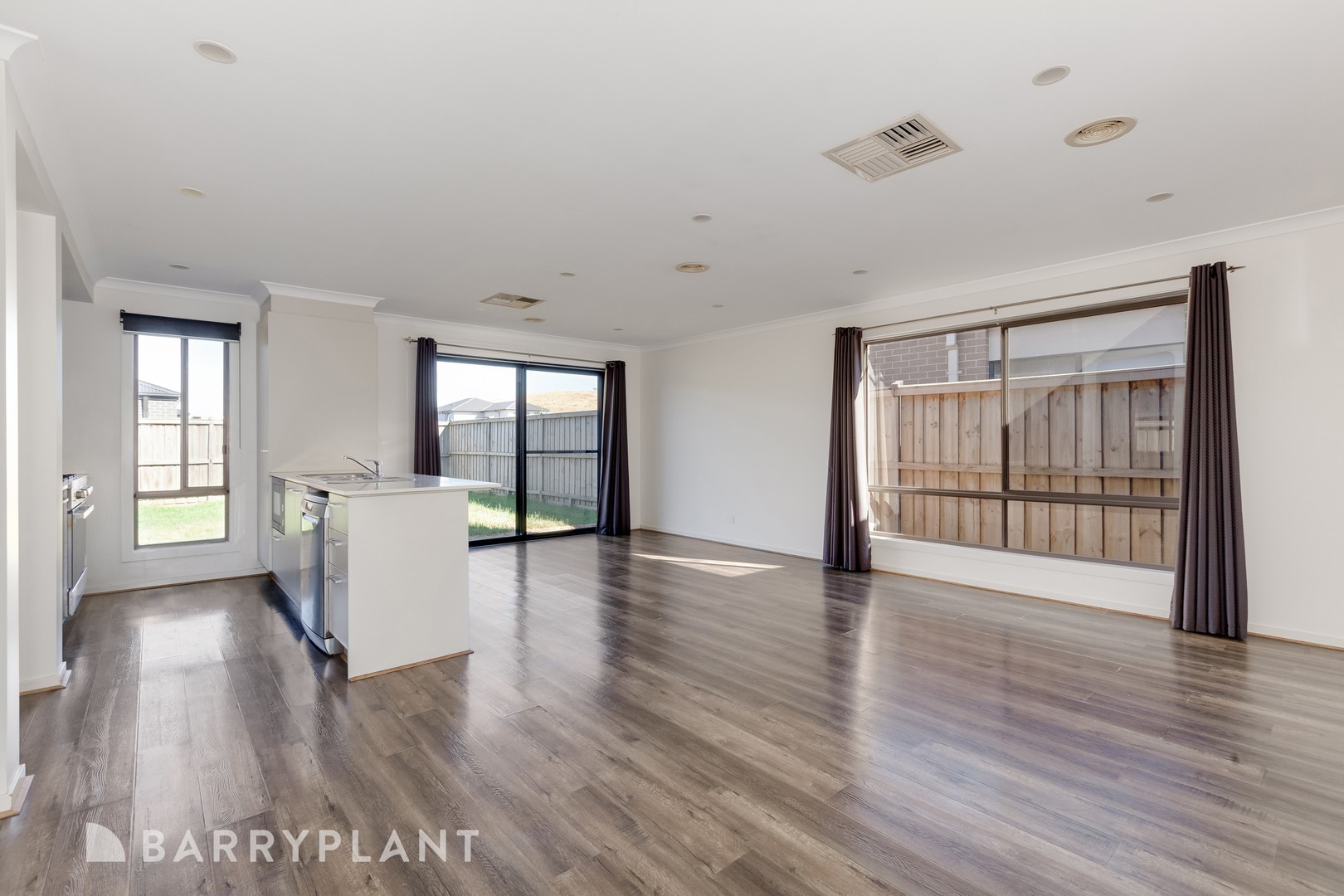 8 Silvan StreetWallan, vic 3756  - Leased, Wallan - Thumbnail 5