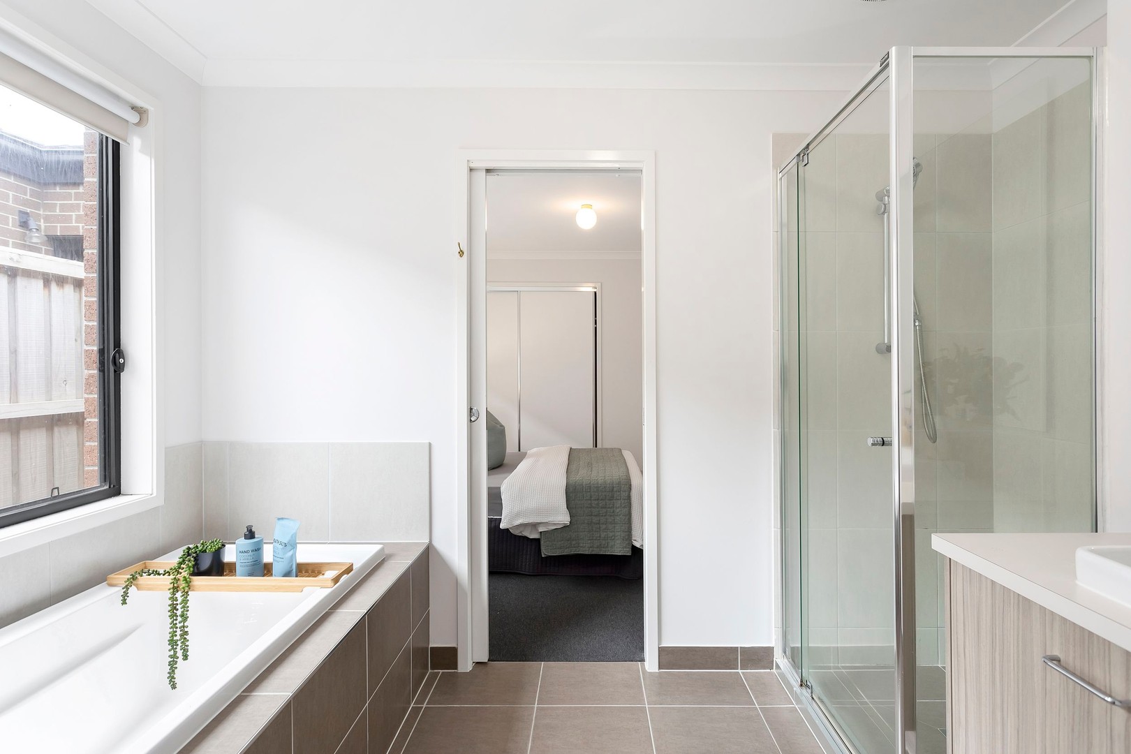 8 Silverwood Drive, Greenvale, VIC 3059, Greenvale - Thumbnail 7