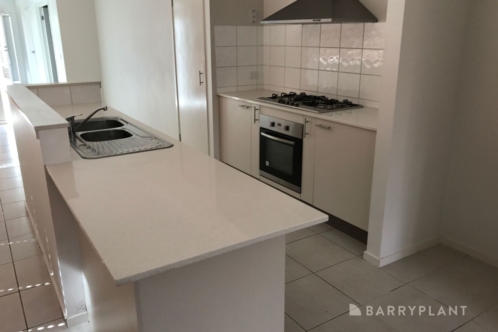 8 Slayton Road, Truganina, VIC 3029, Truganina - Thumbnail 2