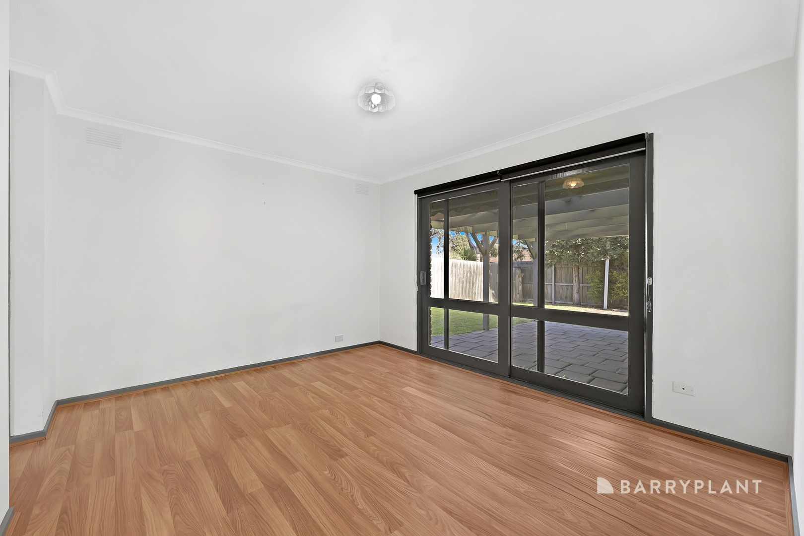8 Solway Court, Epping, VIC 3076, Epping - Thumbnail 5