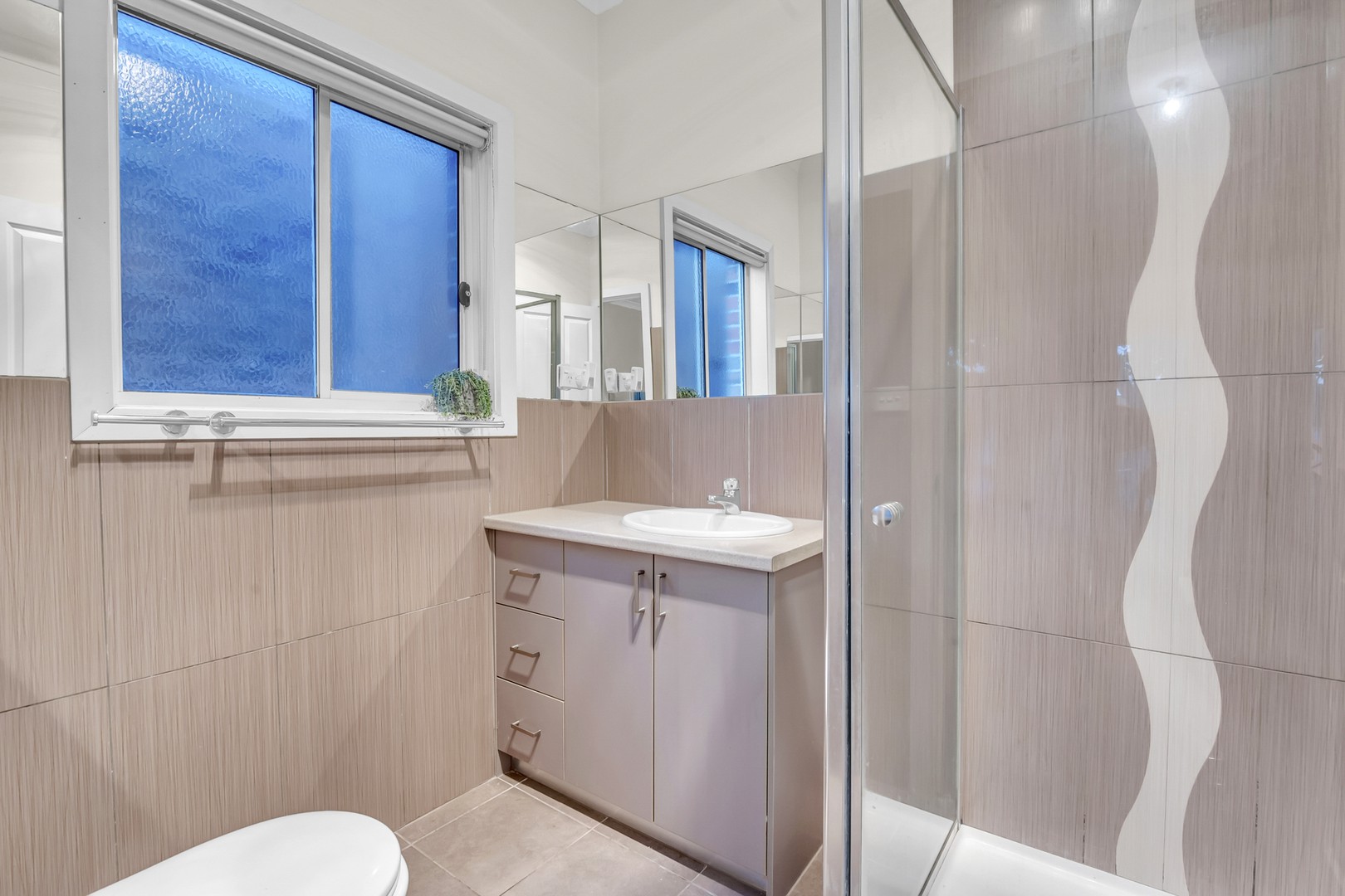 8 Somersby Road, Craigieburn, VIC 3064, Craigieburn - Thumbnail 8