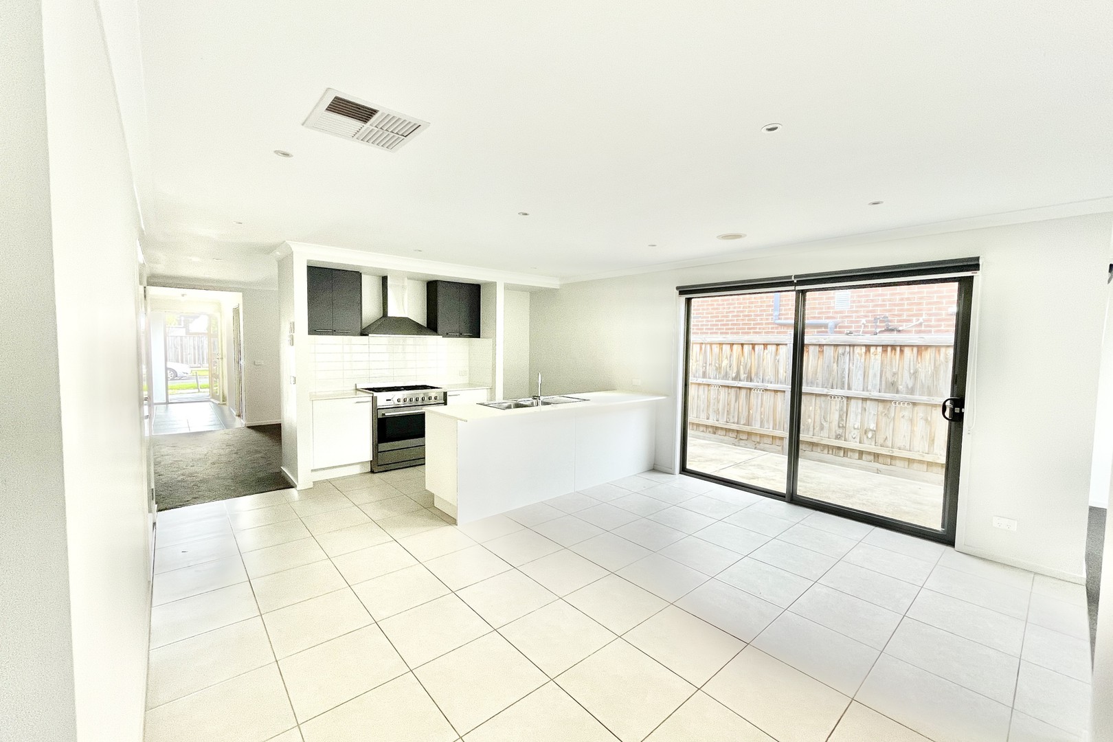 8 Sorrel Circuit, Sunbury, VIC 3429, Sunbury - Thumbnail 6