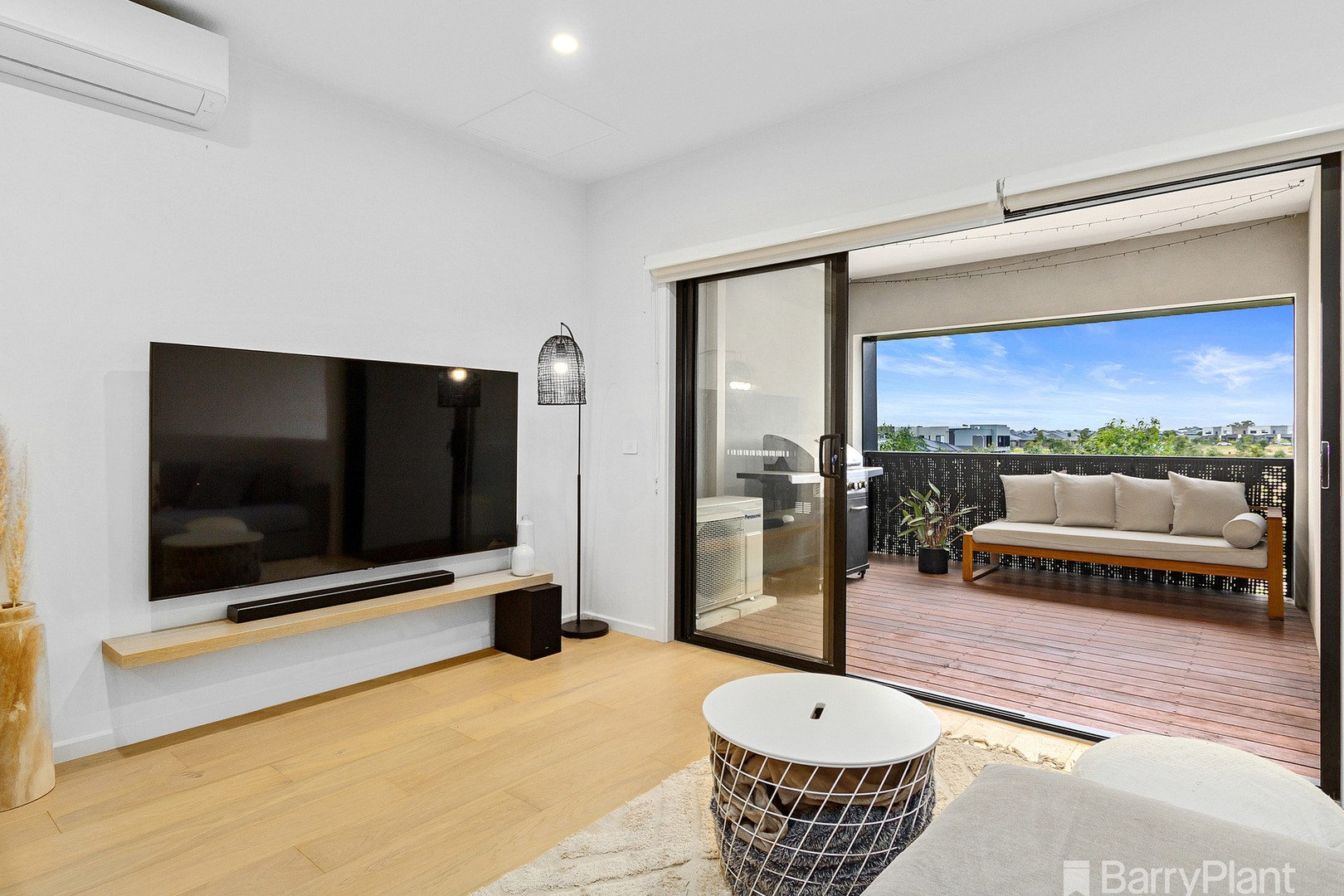 8 Spotted Gum Close, Clyde, VIC 3978, Clyde - Thumbnail 3