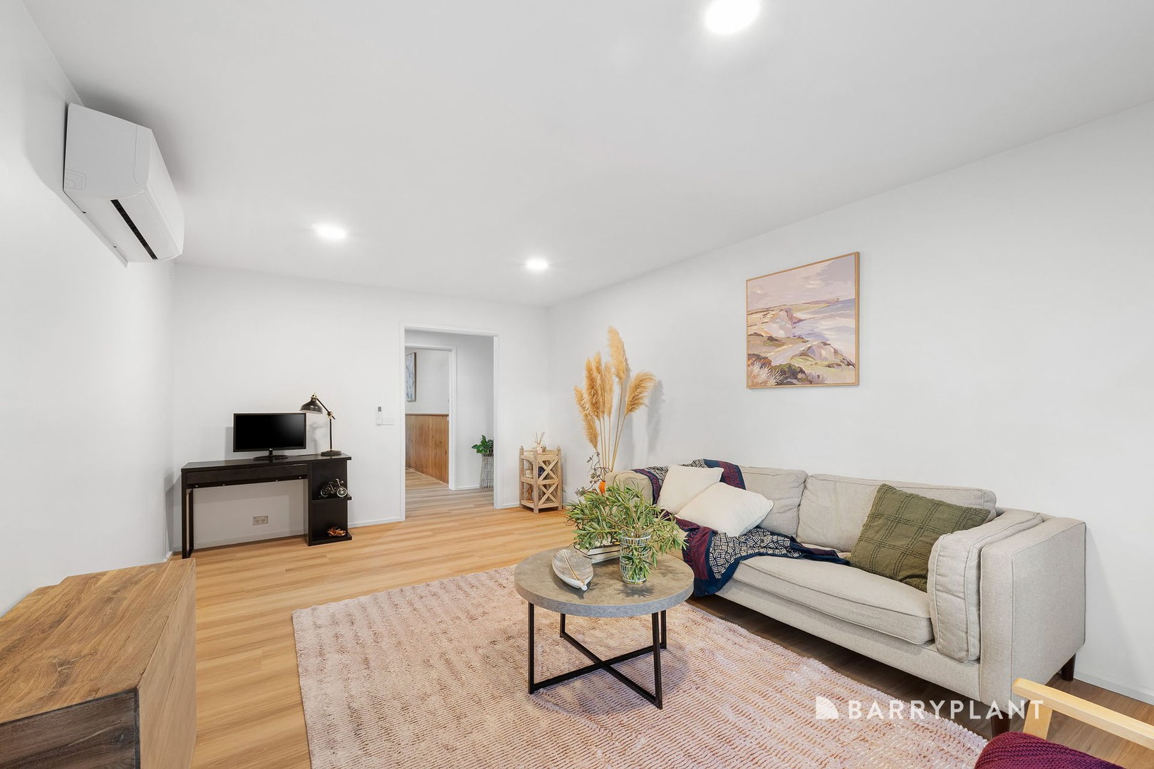 8 St Andrews Road, Bayswater, VIC 3153 - Thumbnail 2 - 12/05/2026
