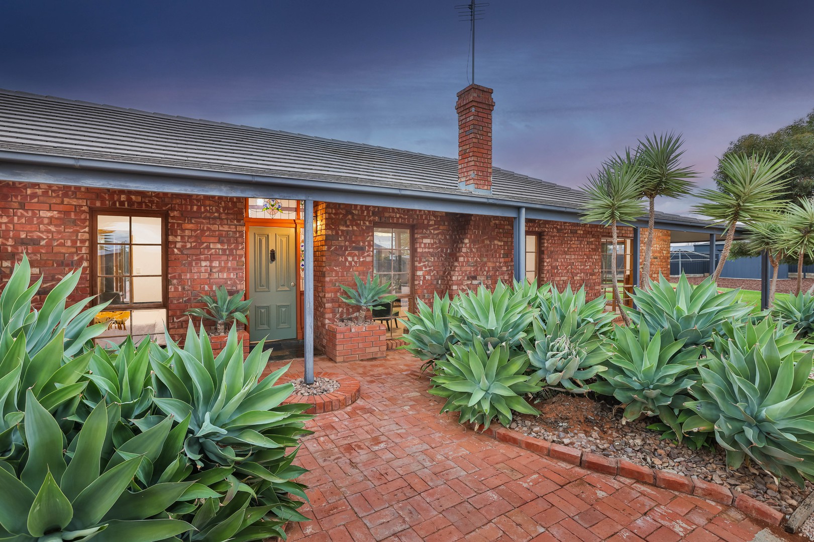 8 St Helen's Rise, Mildura, VIC 3500 - Thumbnail 2 - 03/05/2023