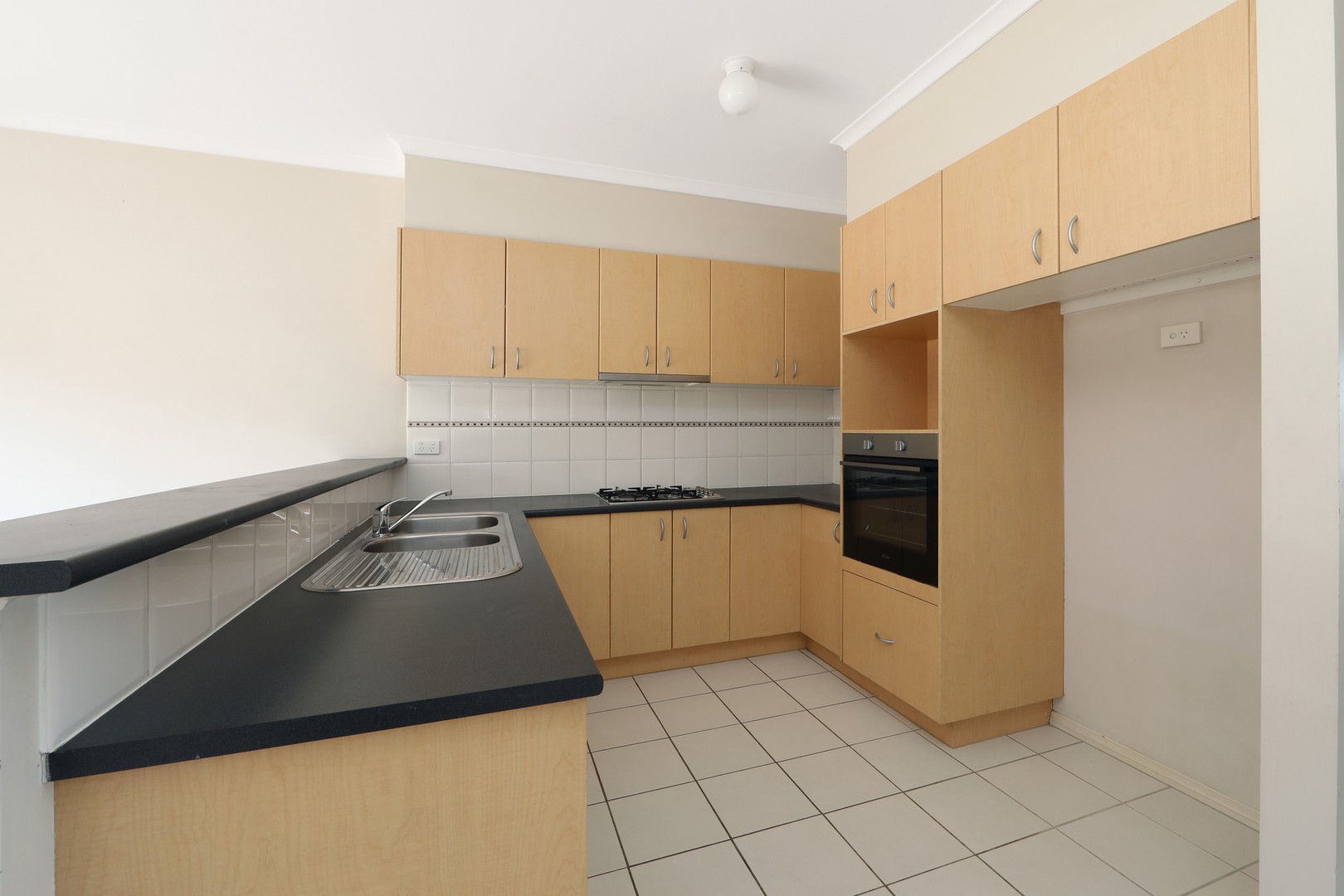 8 St Laurent Rise, Knoxfield, VIC 3180, Knoxfield - Thumbnail 5