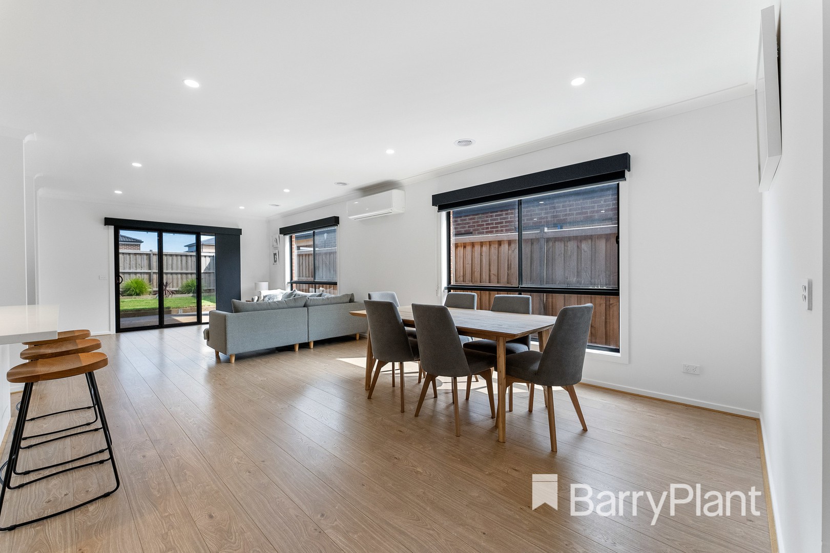 8 Stanmore Crescent, Wyndham Vale, VIC 3024, Wyndham Vale - Thumbnail 5