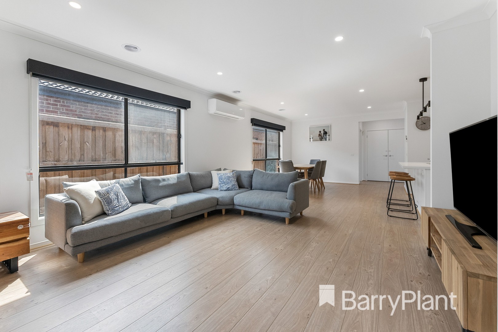 8 Stanmore Crescent, Wyndham Vale, VIC 3024, Wyndham Vale - Thumbnail 6