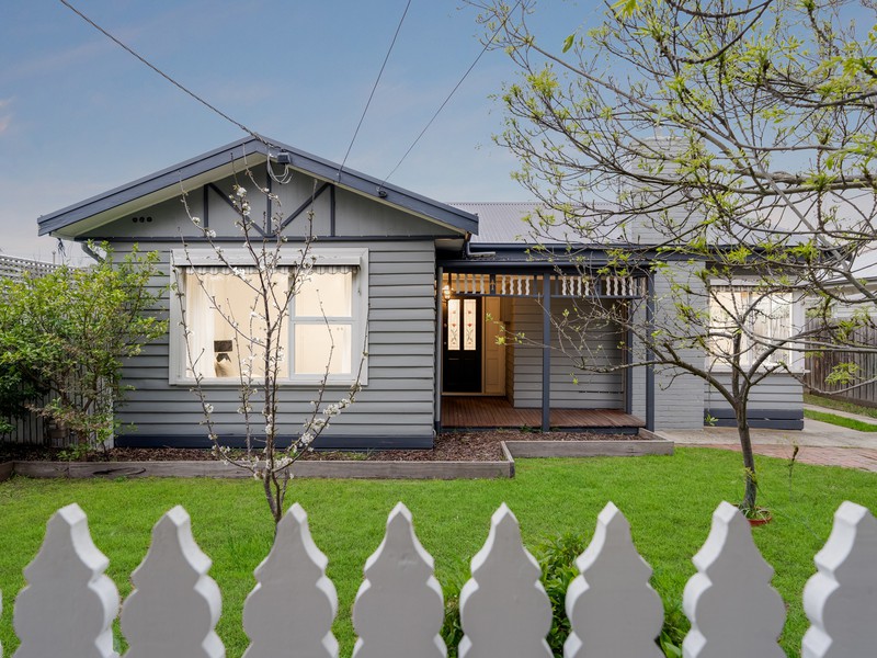 8 Stewart Street, Herne Hill, VIC 3218 - Image - 29/09/2026