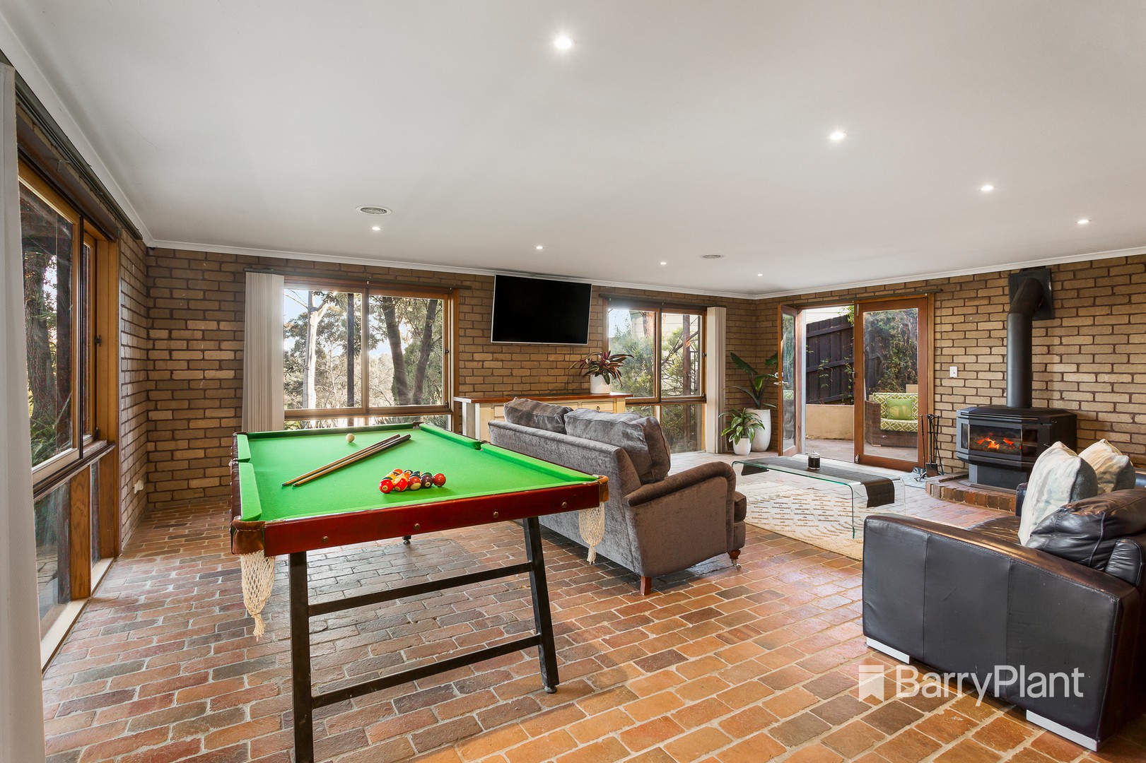 8 Stokes  Place, Eltham, VIC 3095, Eltham - Thumbnail 4
