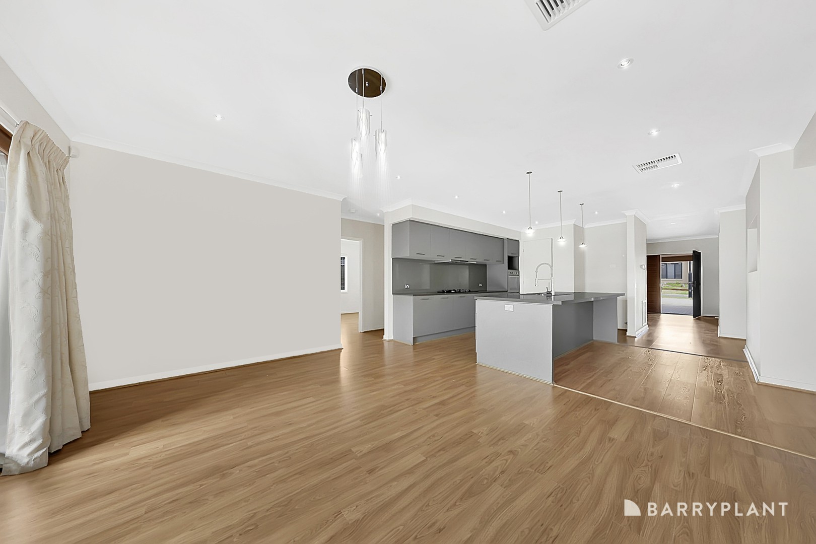 8 Strachan Rise, Mernda, VIC 3754, Mernda - Thumbnail 4