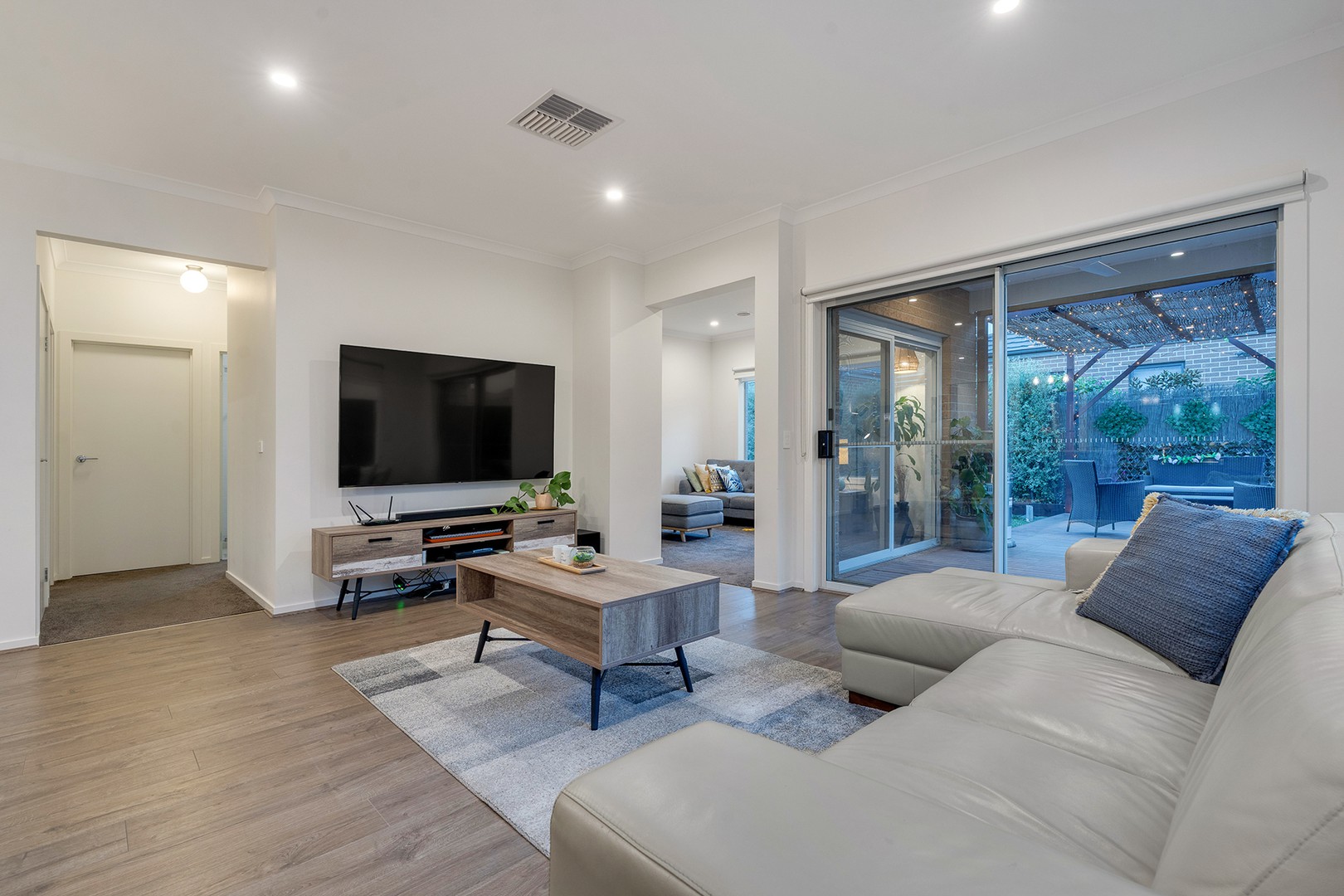 8 Sumar Drive, Craigieburn, VIC 3064, Craigieburn - Thumbnail 6