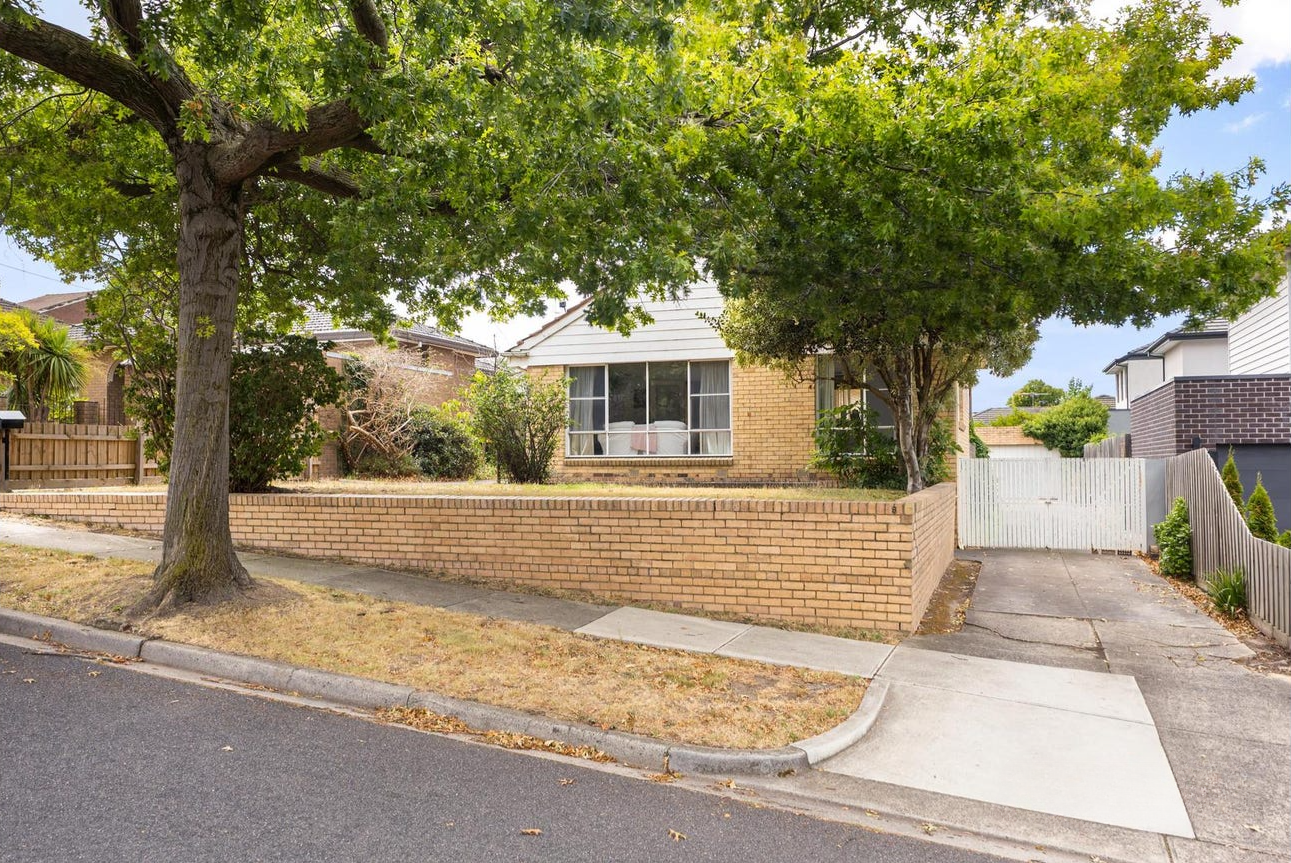 8 Sunhill Road, Templestowe Lower, VIC 3107 - Thumbnail 2 - 16/06/2026