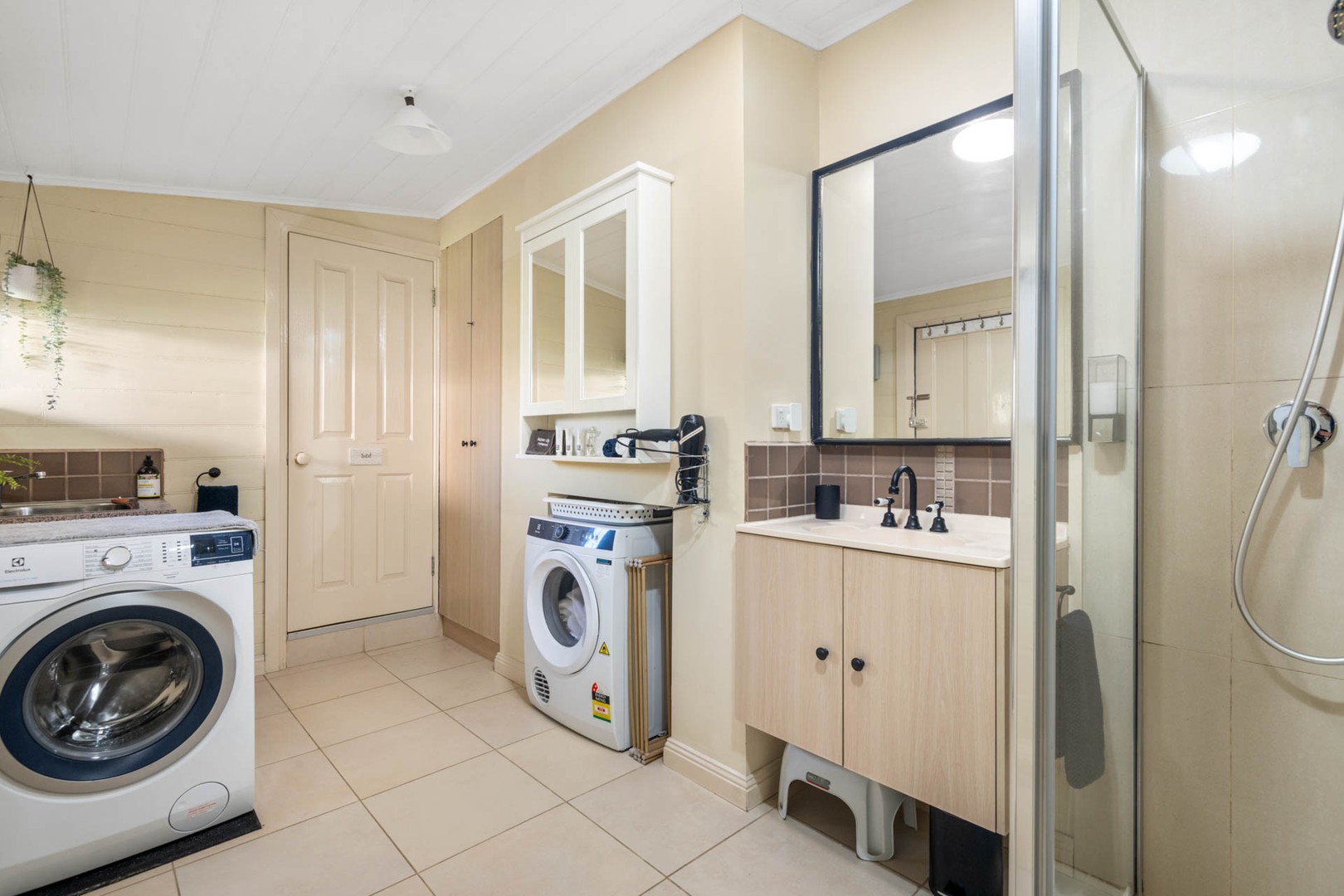 8 Sutherland Street, Geelong, VIC 3220, Geelong - Thumbnail 6