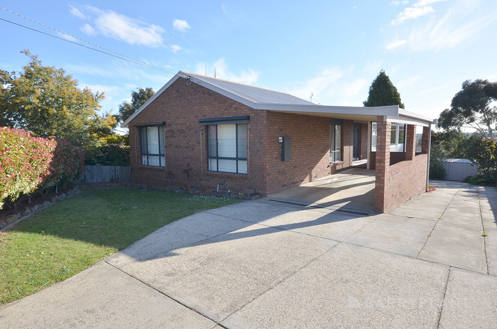 8 Talgarno Court, Mount Pleasant - Image 1