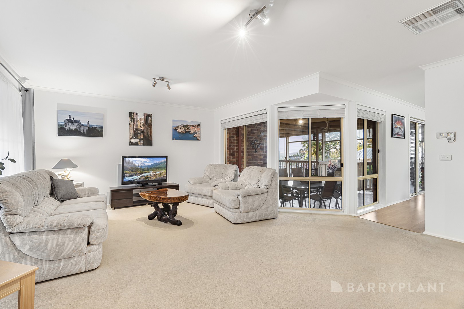 8 Tangermere Place, Lilydale, VIC 3140, Lilydale - Thumbnail 2