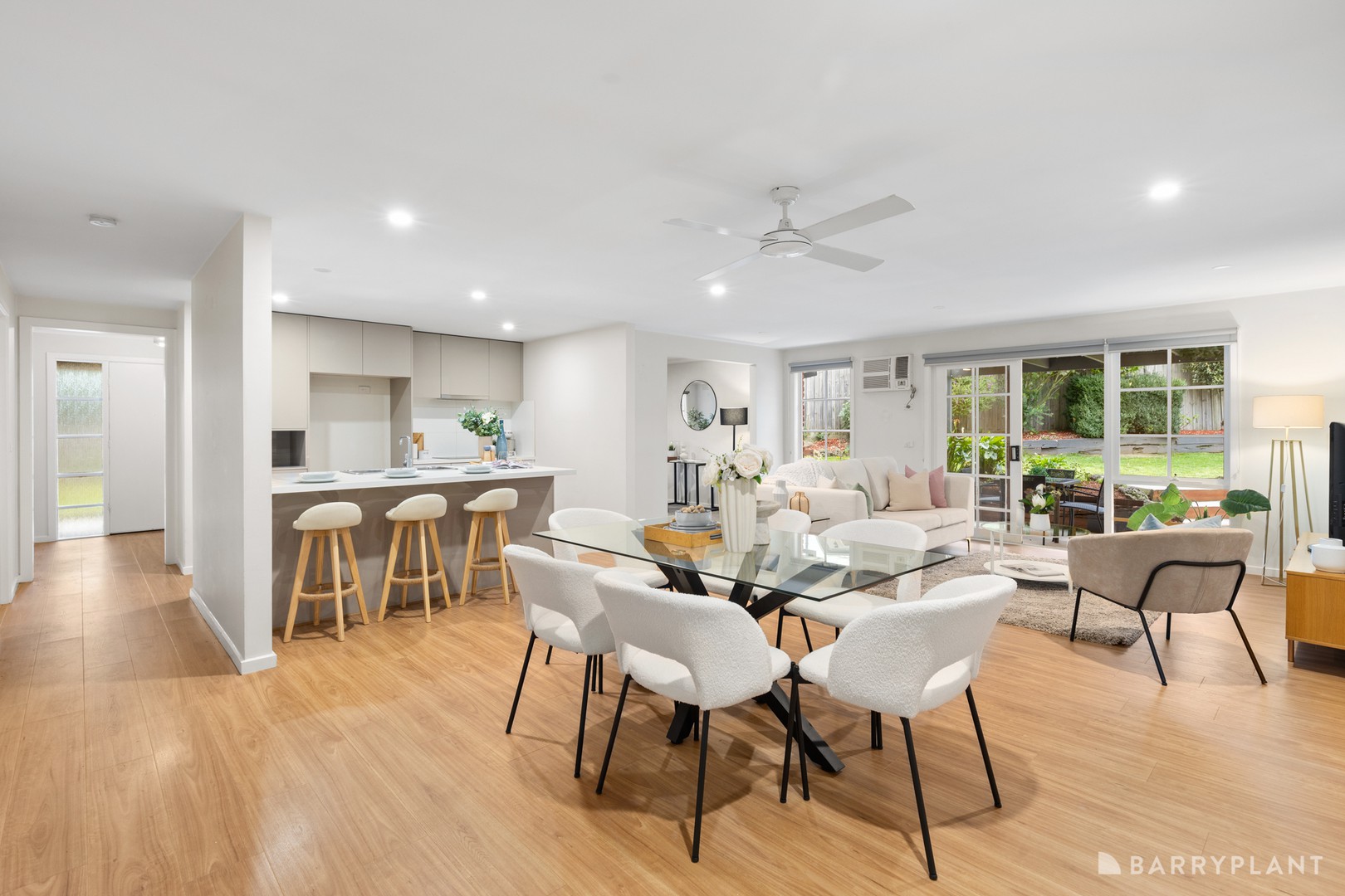 8 Tanya Court, Croydon Hills, VIC 3136, Croydon Hills - Thumbnail 3