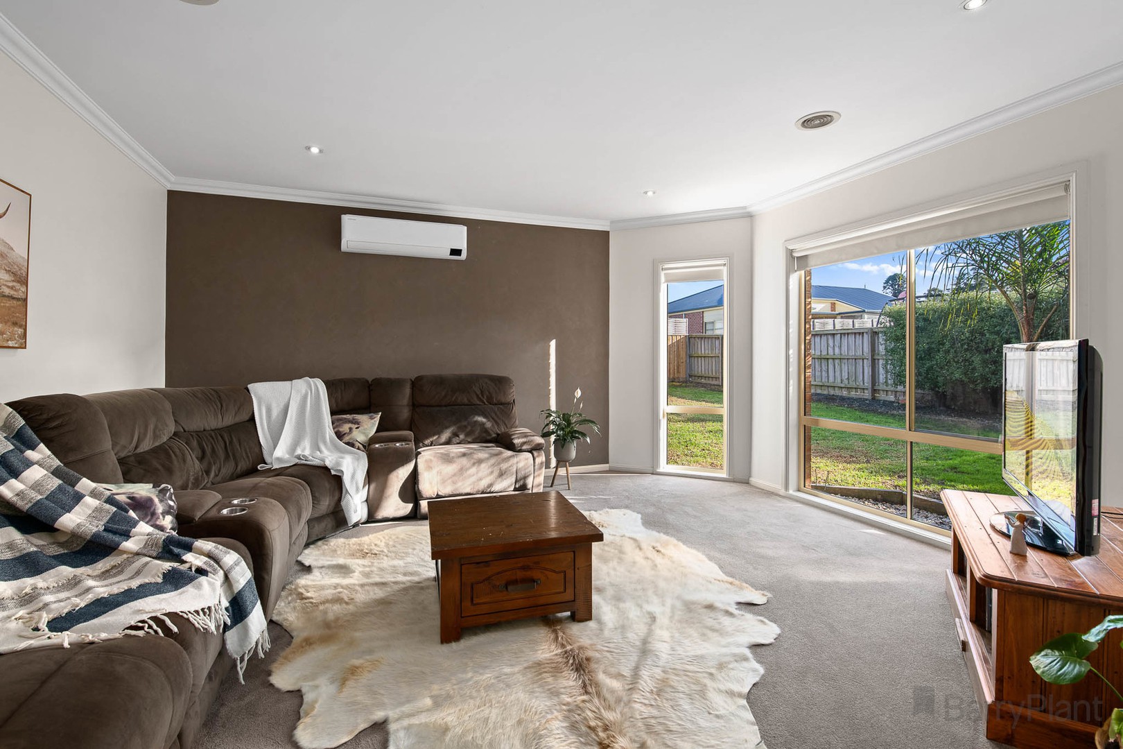 8 Tasman Way, Pakenham, VIC 3810, Pakenham - Thumbnail 7