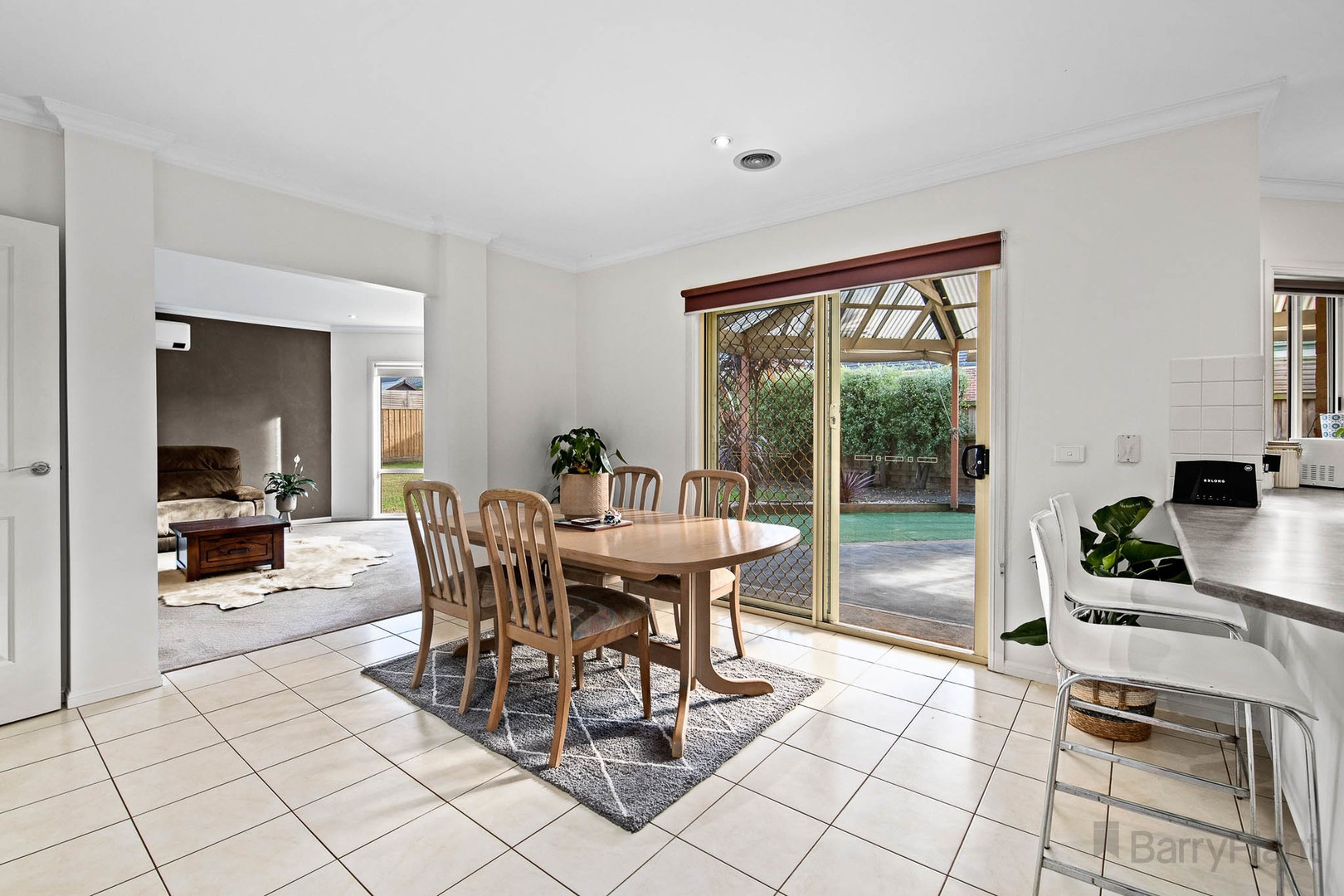 8 Tasman Way, Pakenham, VIC 3810, Pakenham - Thumbnail 8