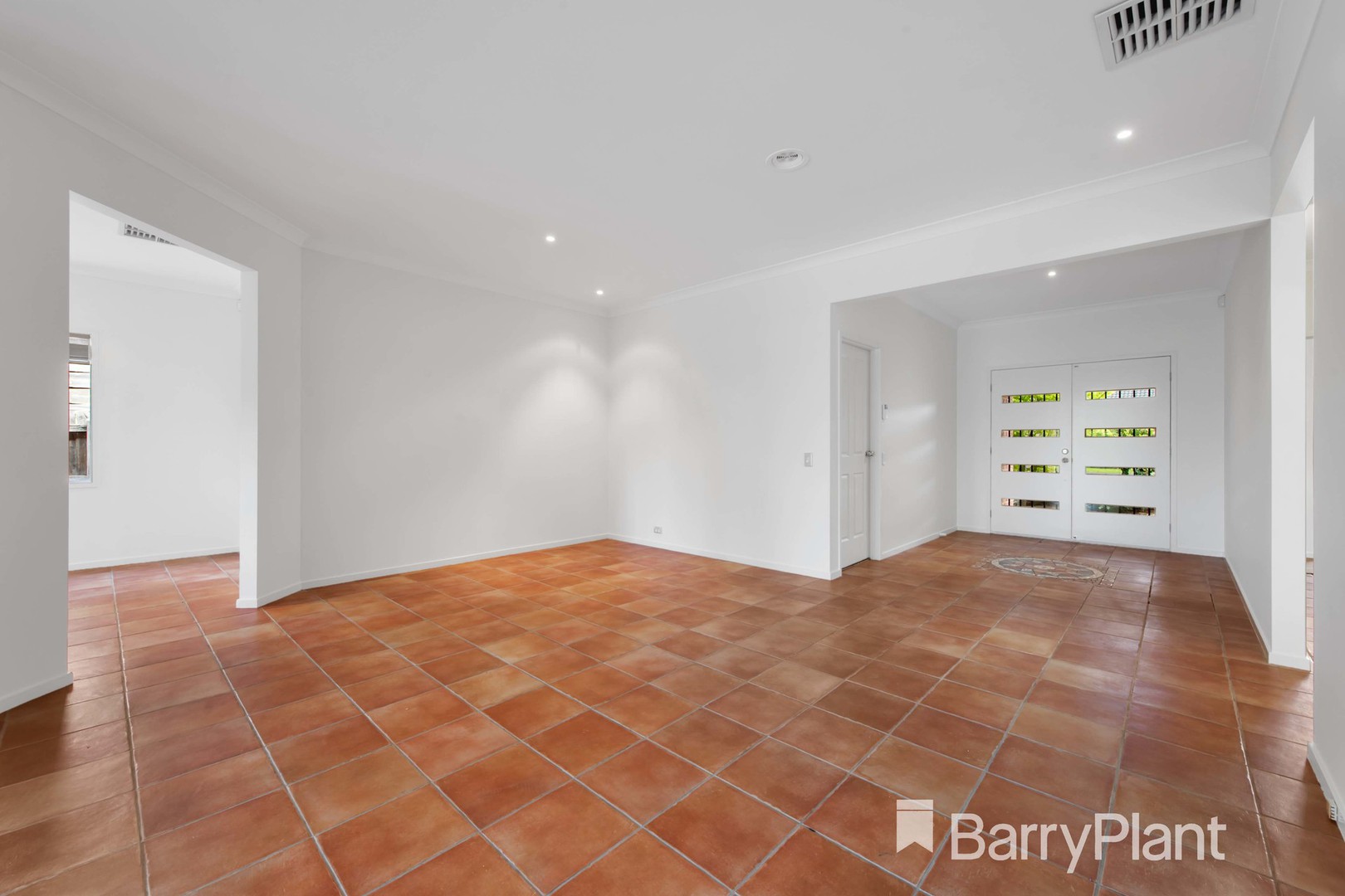 8 Templeton CourtWerribee, VIC 3030, Werribee - Thumbnail 2