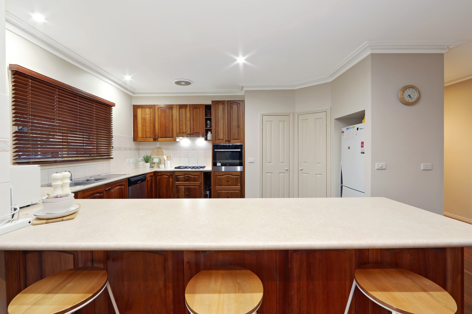 8 Tessie Place, Rowville, VIC 3178, Rowville - Thumbnail 2