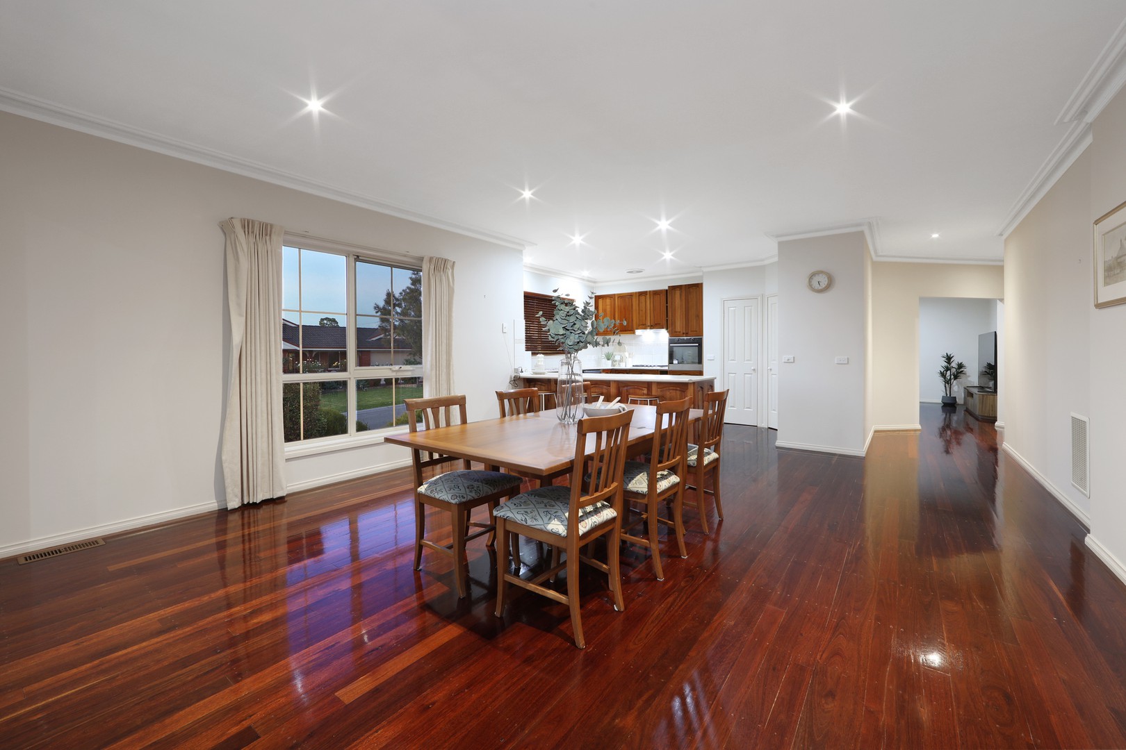 8 Tessie Place, Rowville, VIC 3178, Rowville - Thumbnail 3