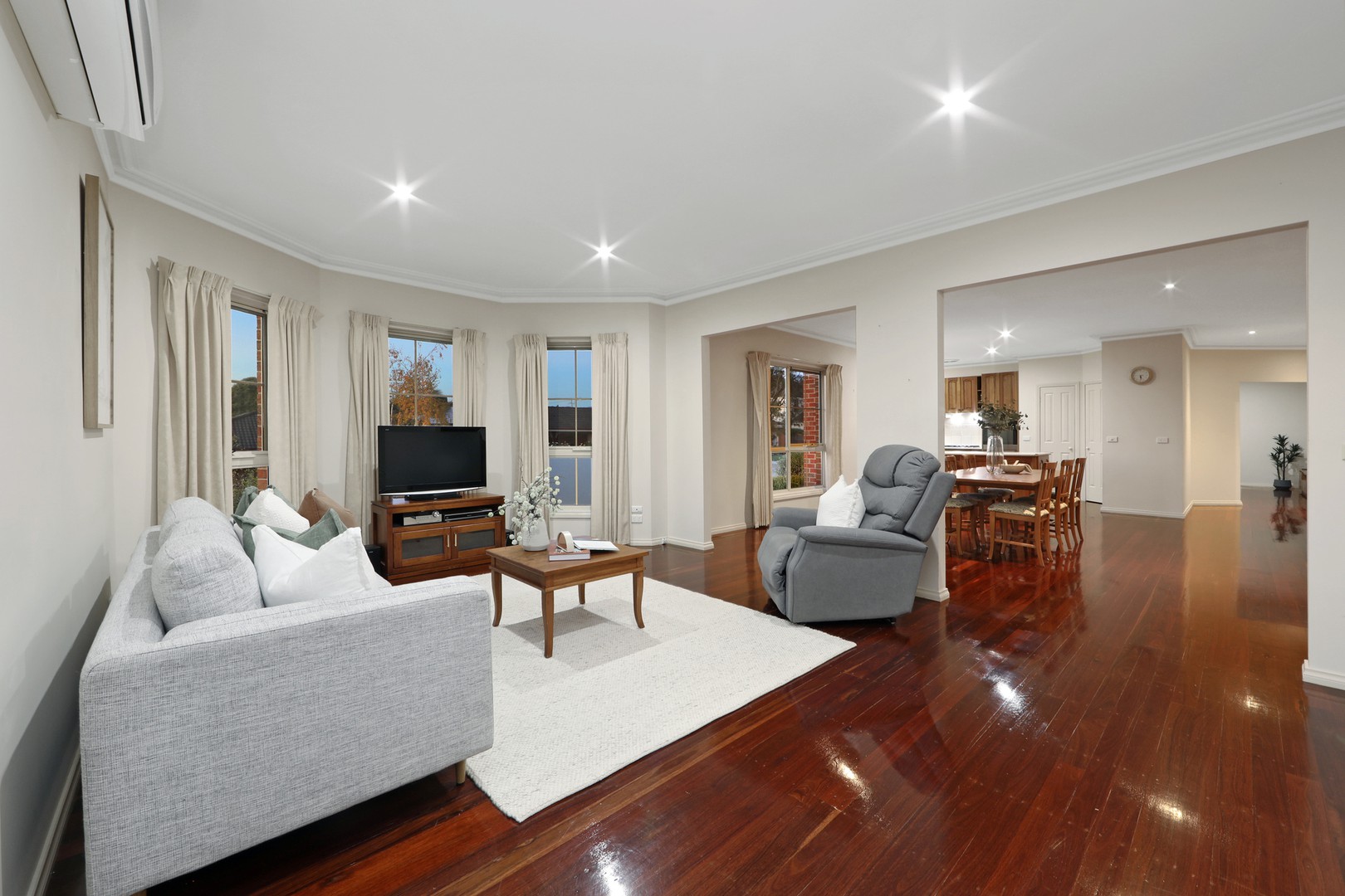 8 Tessie Place, Rowville, VIC 3178, Rowville - Thumbnail 4