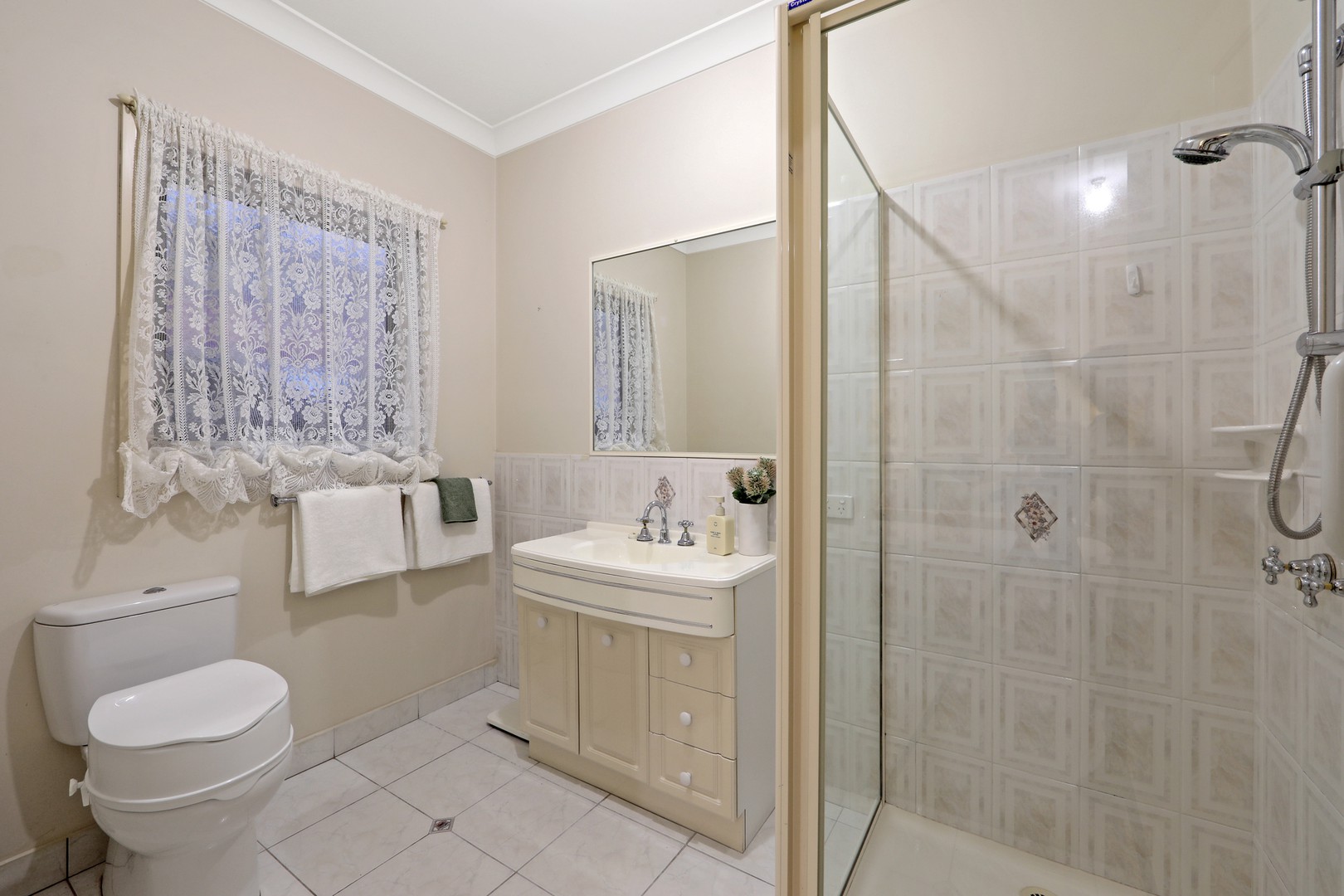 8 Tessie Place, Rowville, VIC 3178, Rowville - Thumbnail 7