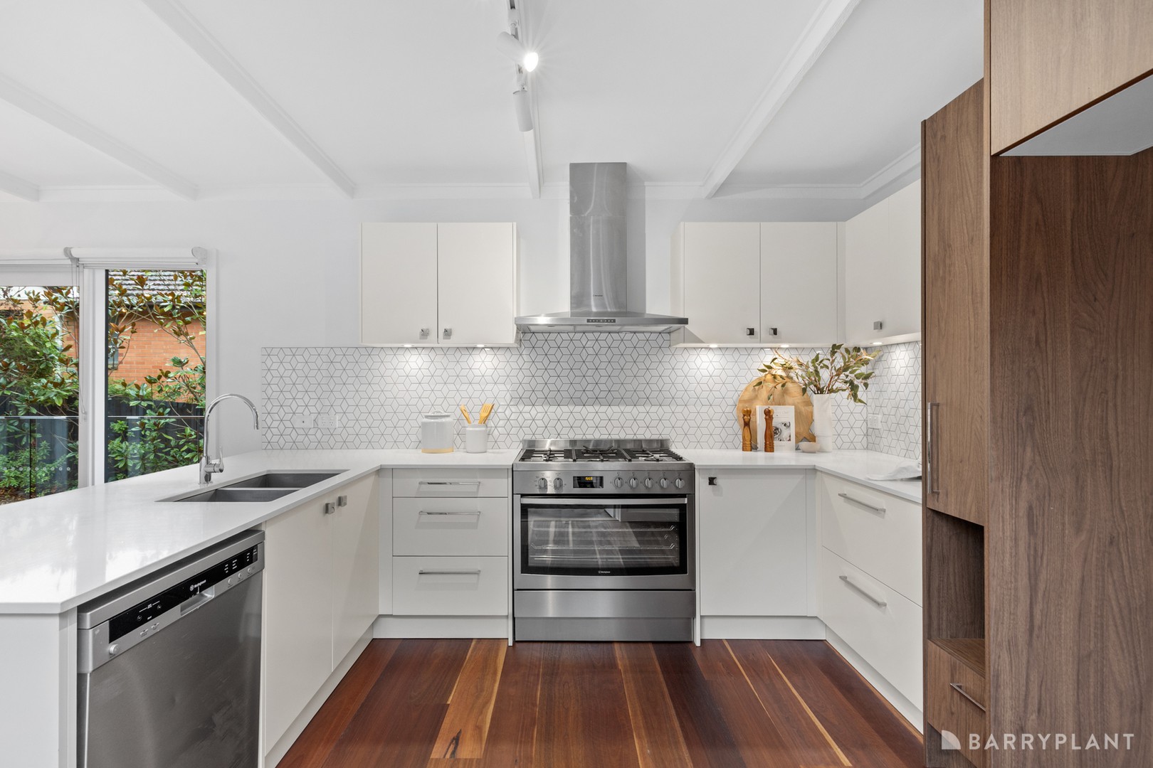 8 The Outlook, Heathmont, VIC 3135, Heathmont - Thumbnail 6