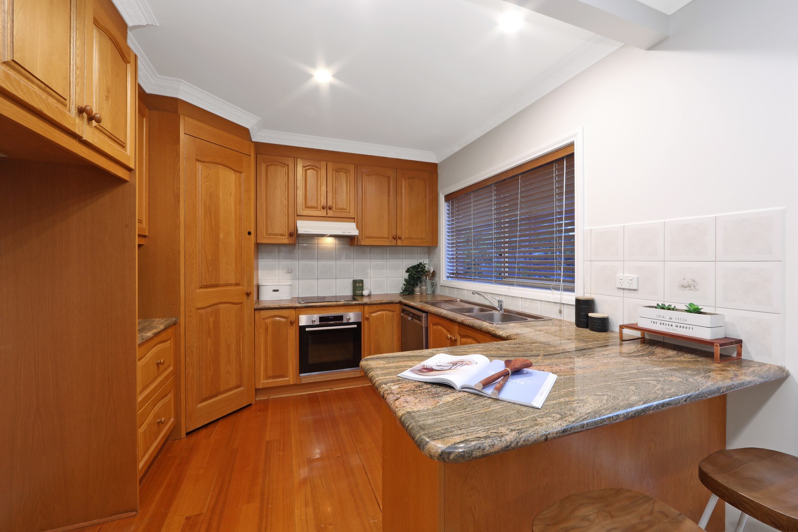 8 The Terrace, Lysterfield, VIC 3156, Lysterfield - Thumbnail 4