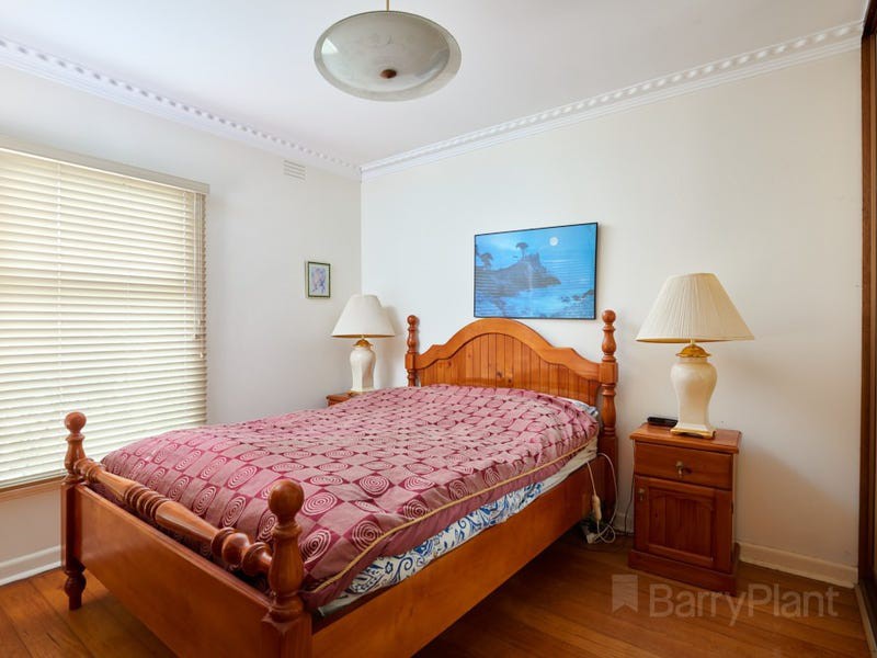 8 Theodore Avenue, Noble Park, VIC 3174, Noble Park - Thumbnail 5