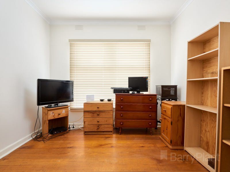 8 Theodore Avenue, Noble Park, VIC 3174, Noble Park - Thumbnail 7