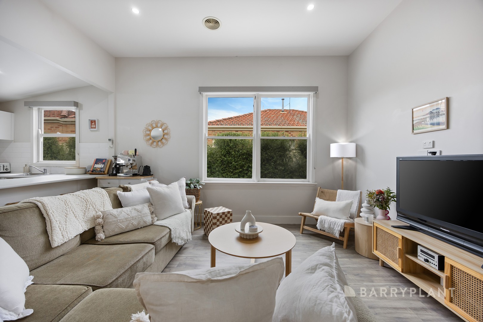 8 Thompson Street, Brown Hill, VIC 3350, Brown Hill - Thumbnail 4