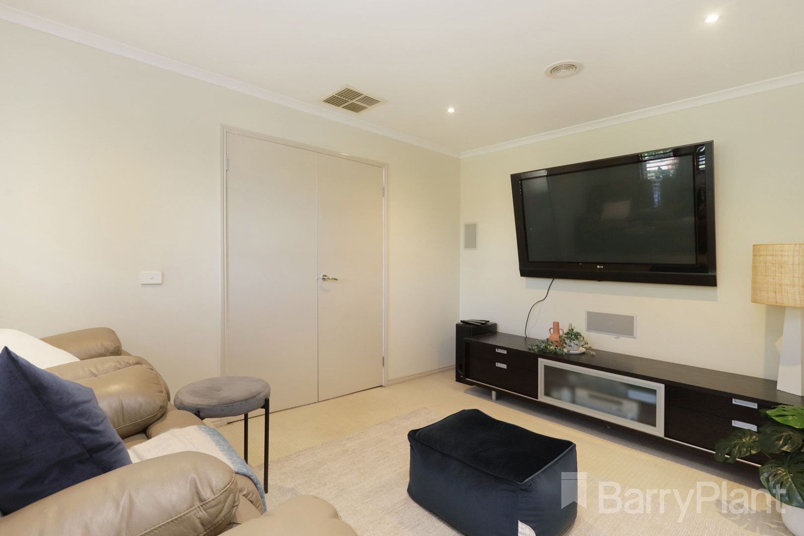 8 Threadneedle Street, Attwood, VIC 3049, Attwood - Thumbnail 5