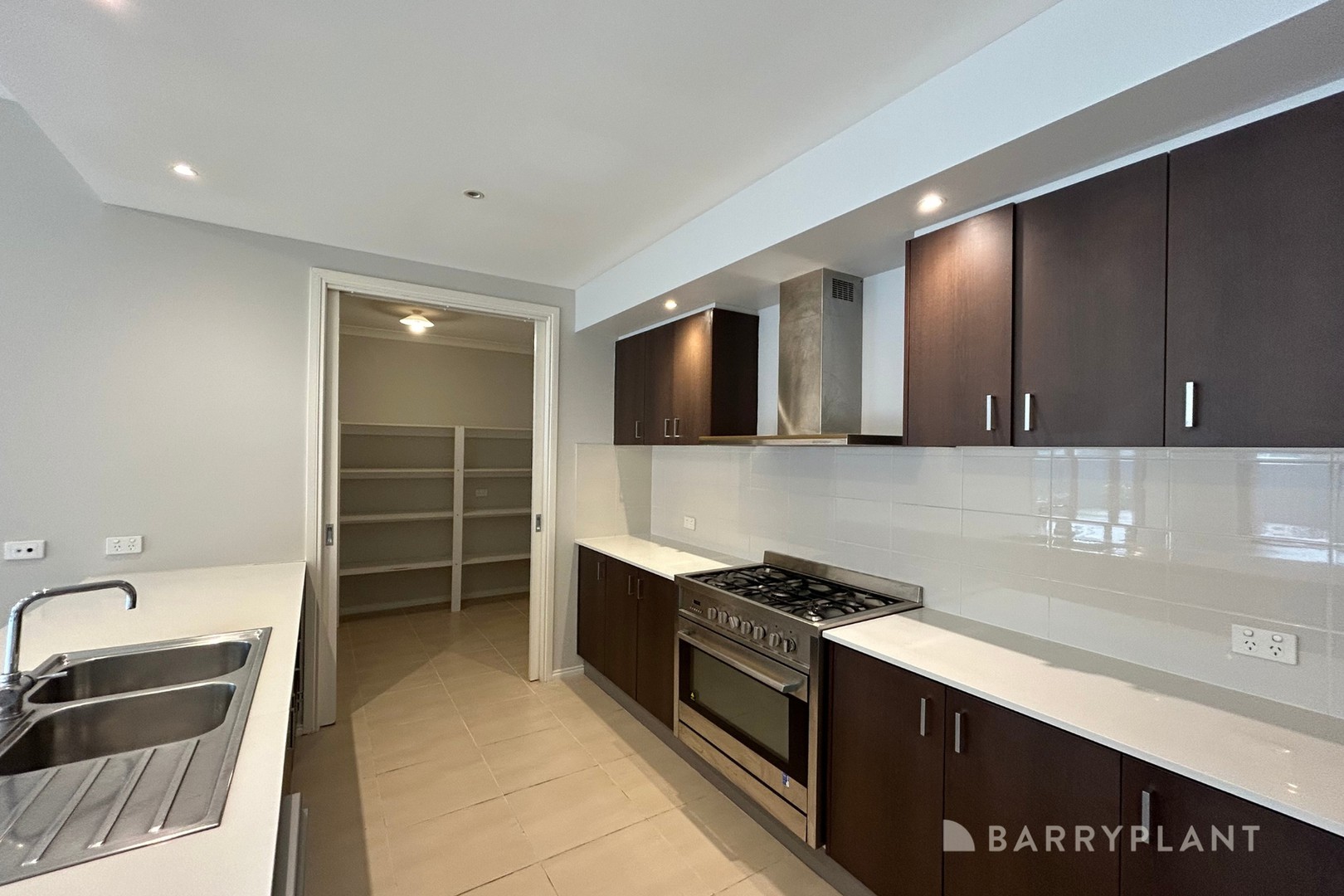 8 Toolibin Street, Manor Lakes, VIC 3024, Manor Lakes - Thumbnail 4