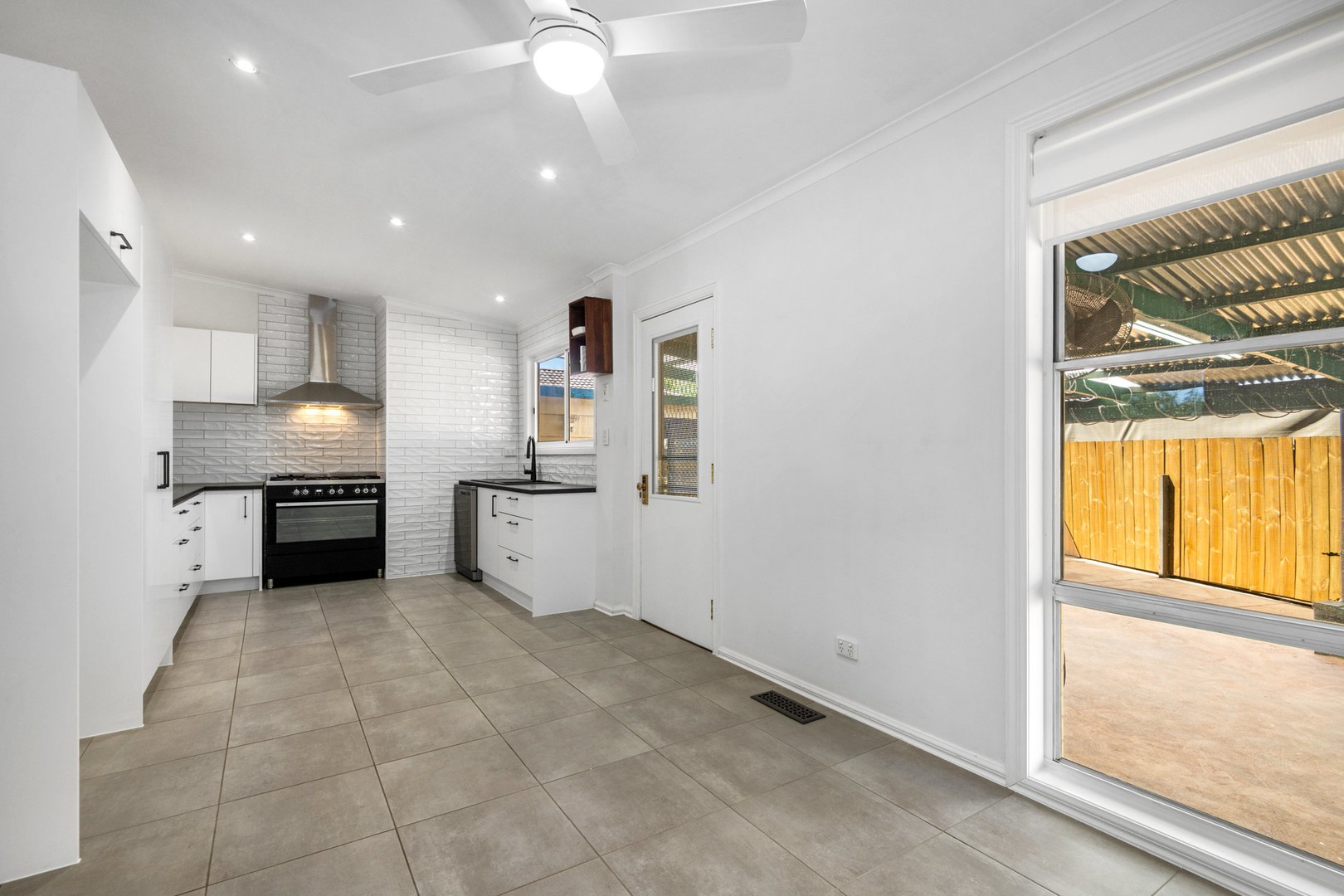 8 Towanga Street, Corio, VIC 3214, Corio - Thumbnail 3
