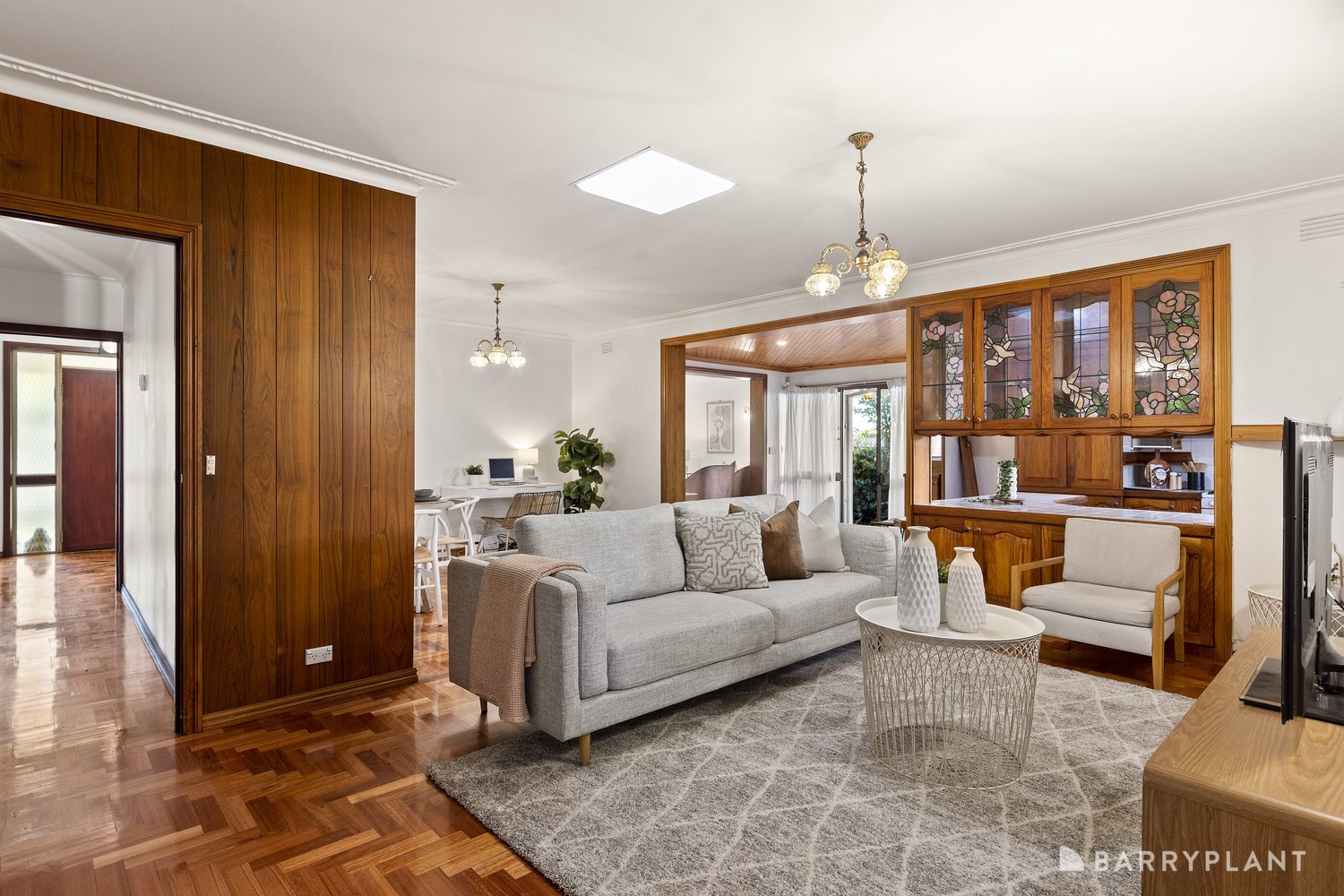 8 Trafalgar Crescent, Bundoora, VIC 3083, Bundoora - Thumbnail 2