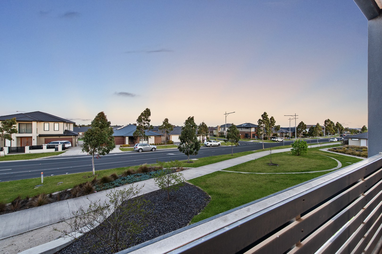 8 Treeve Parkway, Werribee, VIC 3030, Werribee - Thumbnail 7