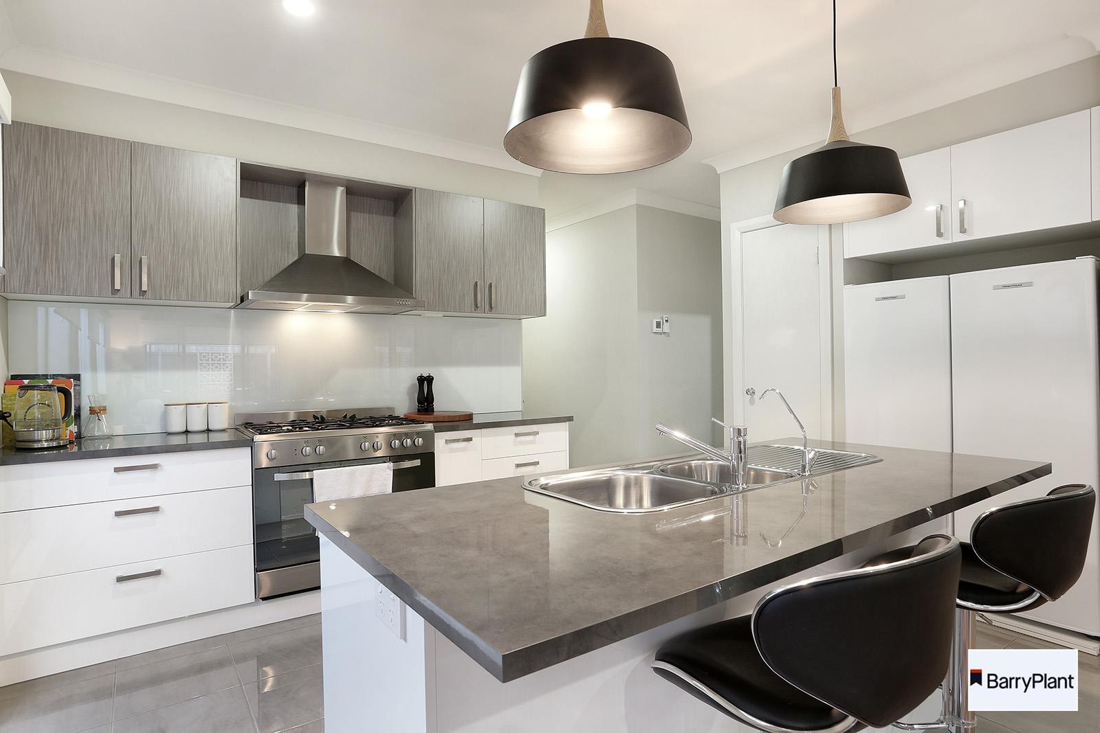 8 Tulip Way, Keysborough, VIC 3173, Keysborough - Thumbnail 3