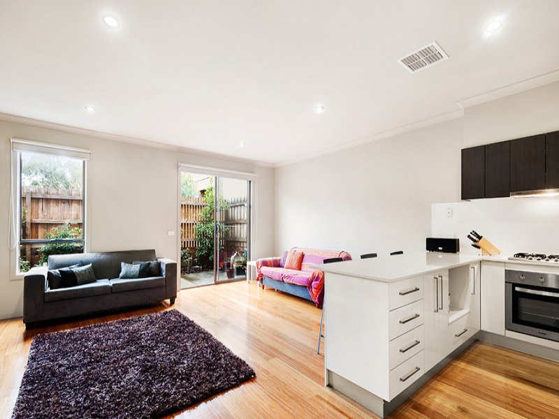 8 Tyler Street, Preston, VIC 3072, Preston - Thumbnail 2