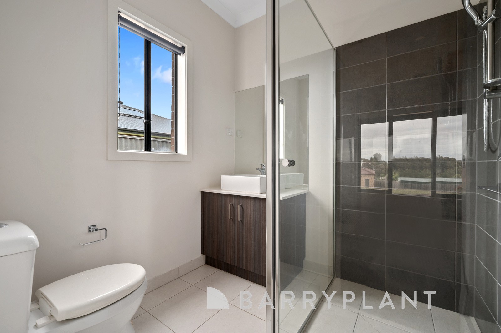 8 Valentina Drive, Darley, VIC 3340, Darley - Thumbnail 5